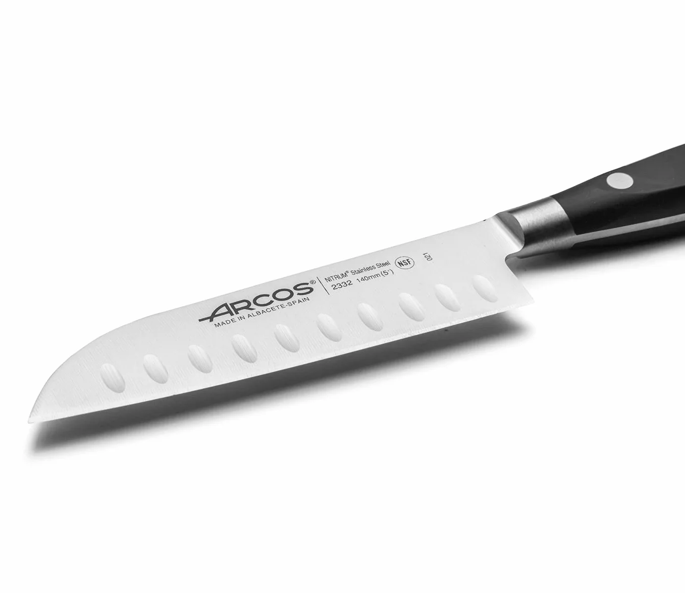 Arcos Riviera-santoku nóż kute nitrm stal nierdzewna 140 mm (5,11 cala) - uchwyt polioksymetylen (POM) czarny kolor, 18/8