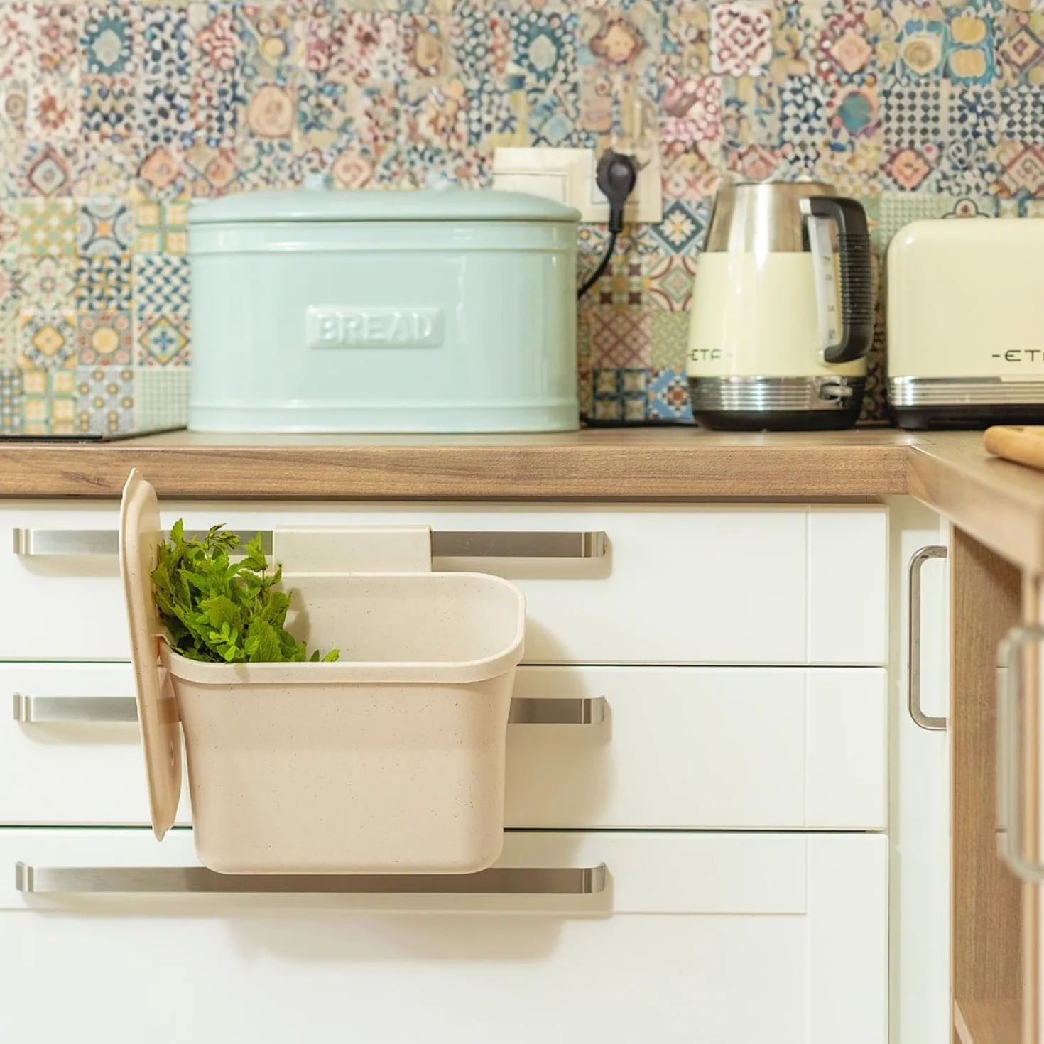 Plastia Urbalive Design wiszący kosz na odpady organiczne kuchnia (taupe)