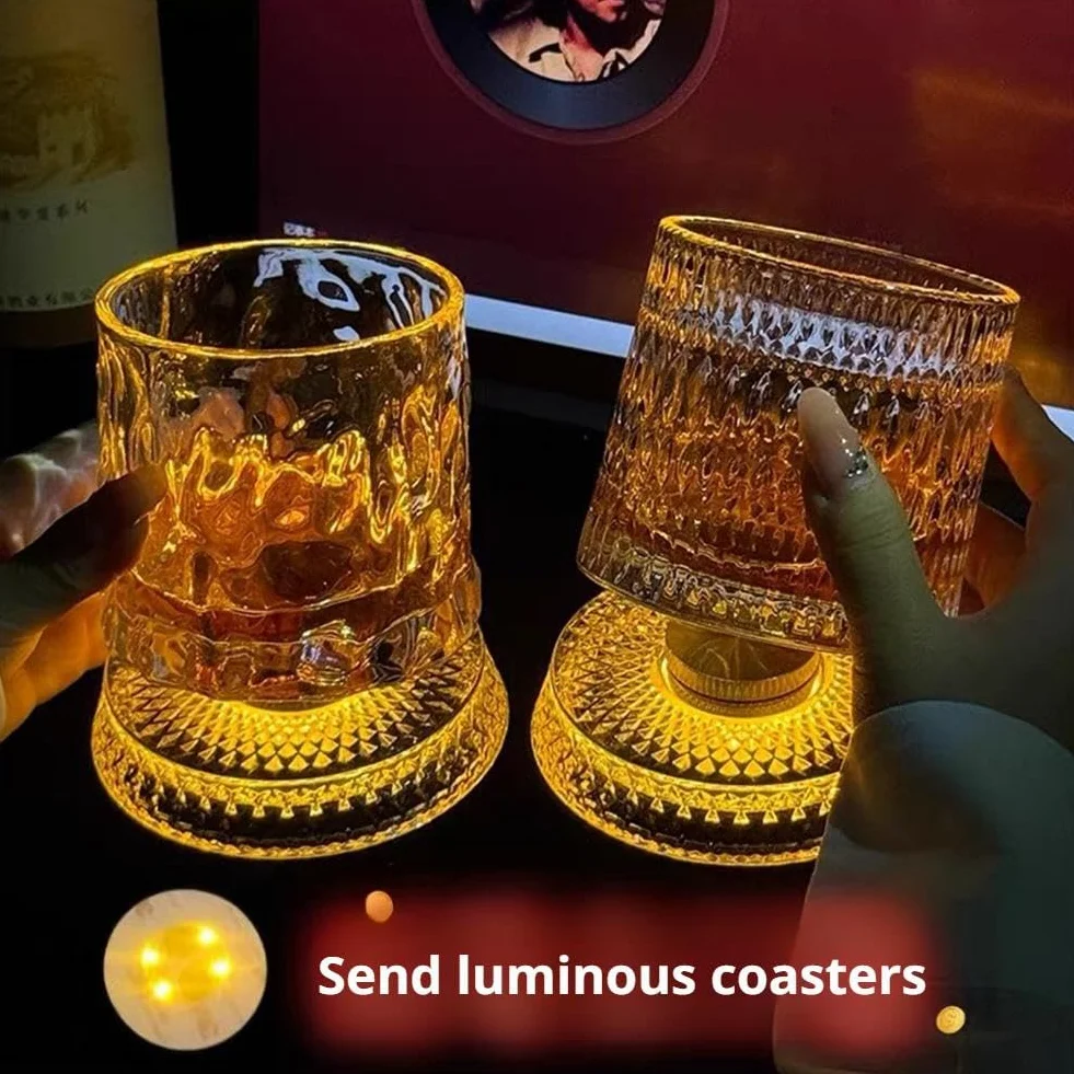 Obrotowa o 360° szklanka do whisky ze stabilną, odłączoną podstawką, wirujące kryształowe szklanki do whisky z podświetlaną podstawką, odprężający kubek do picia, prezent urodzinowy, walentynkowy dla
