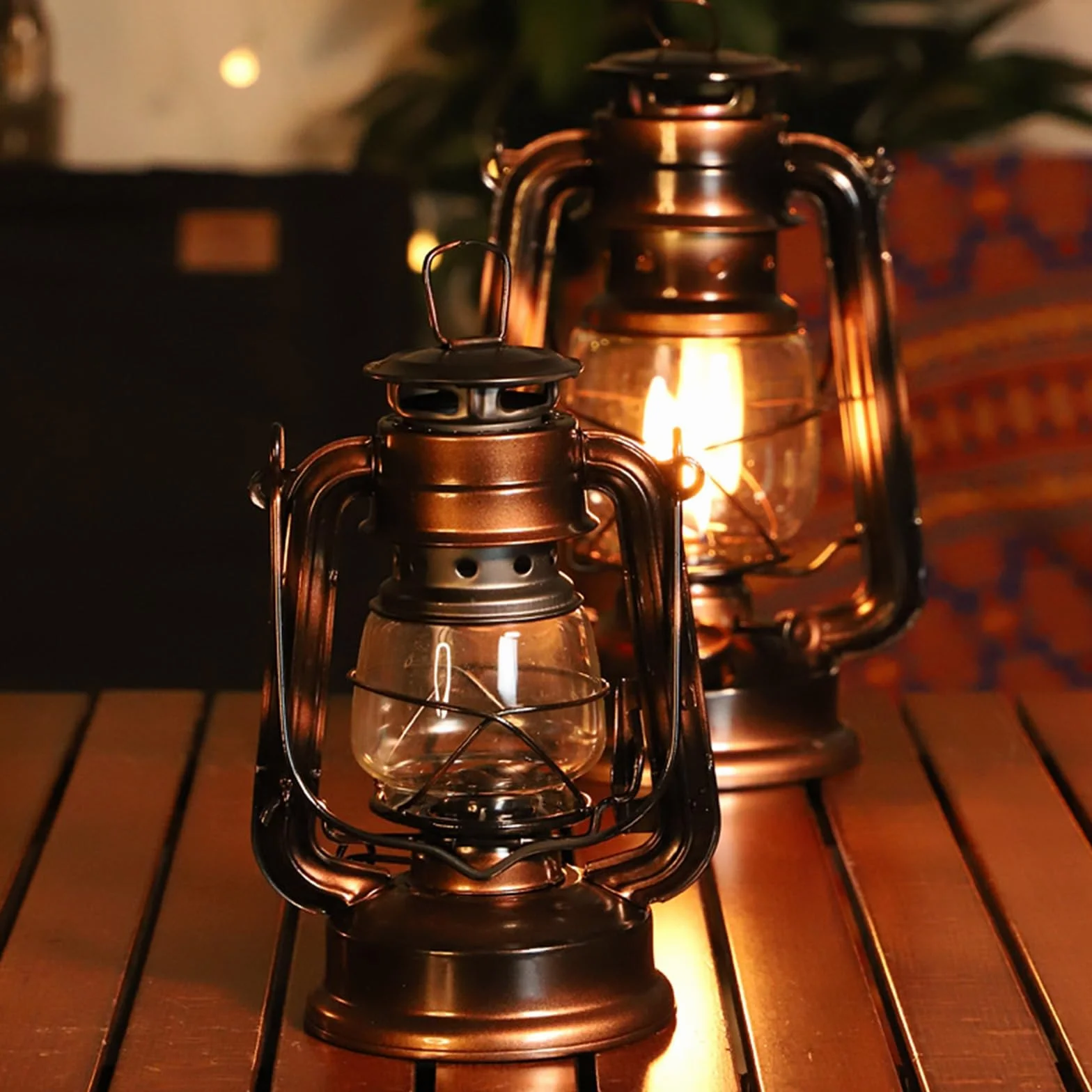 Retro lampa naftowa zewnętrzna wisząca brązowa latarnia huraganowa