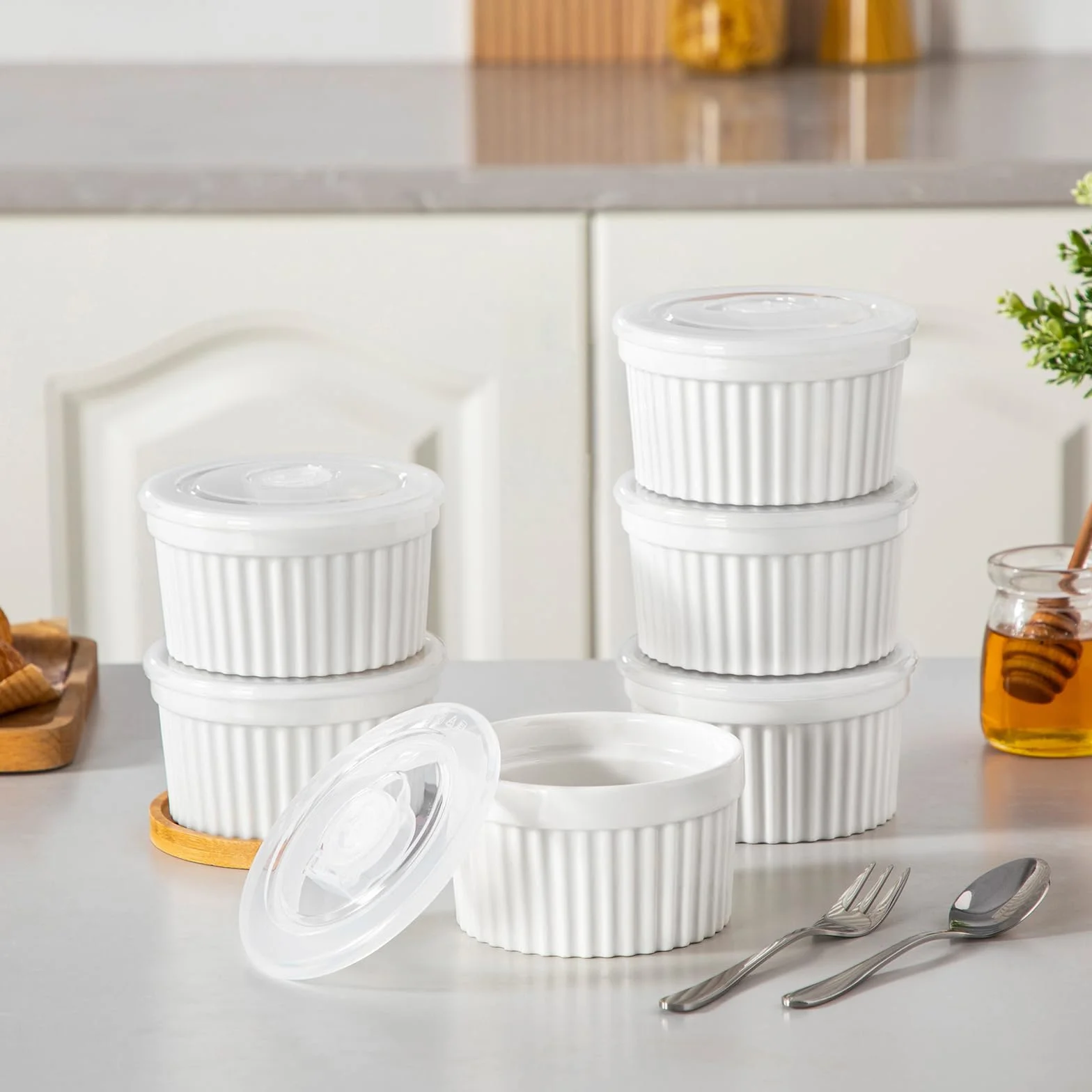 Vancasso Ramekiny z pokrywkami zestaw 6 sztuk 10,6 cm biała porcelana do pieczenia