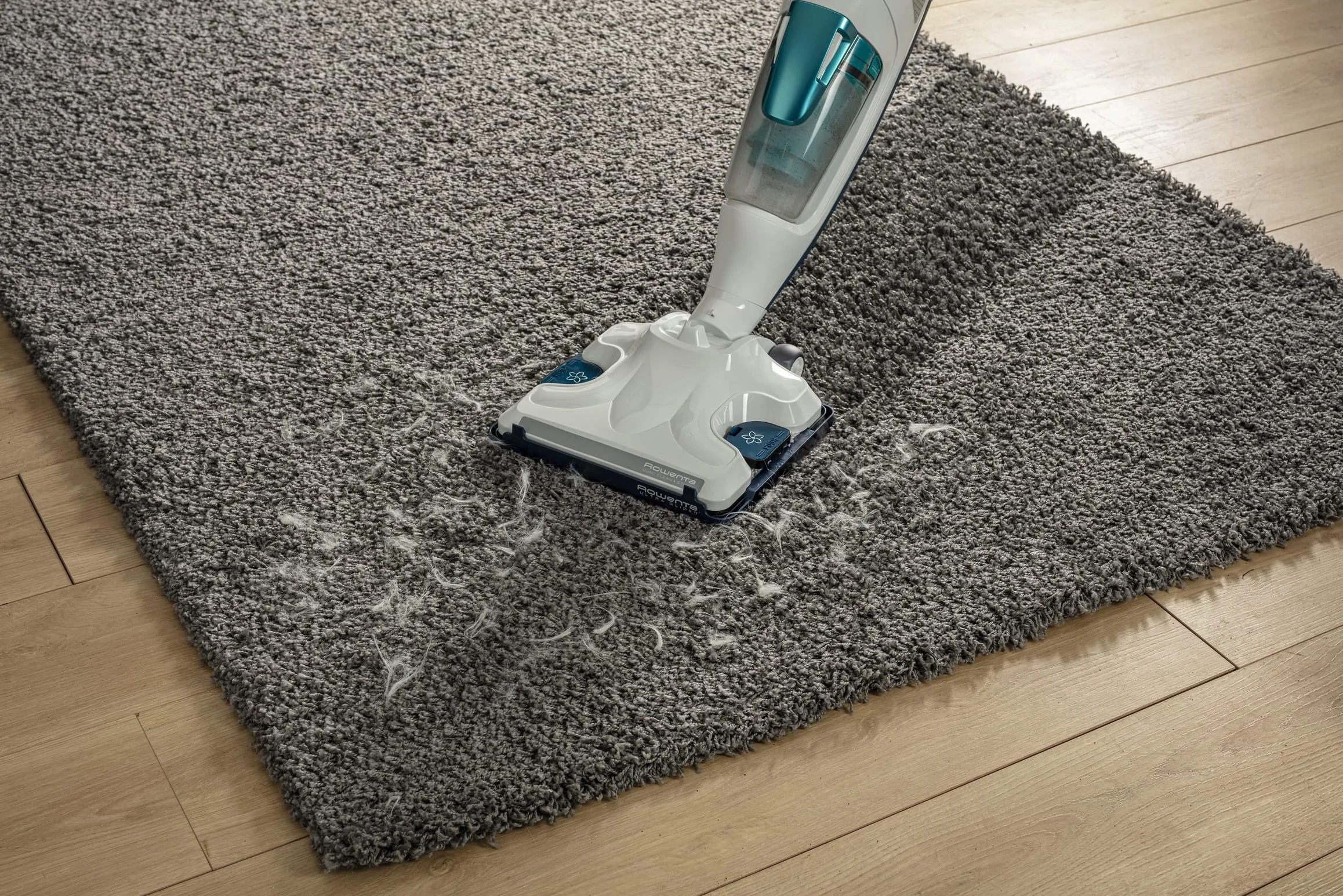Rowenta 2 w 1 odkurzacz parowy, jednocześnie ssie i myje, eliminuje 99,9% bakterii, do wszystkich podłóg, bez detergentów, dyfuzor olejków eterycznych, Clean & Steam Revolution RY7757WH