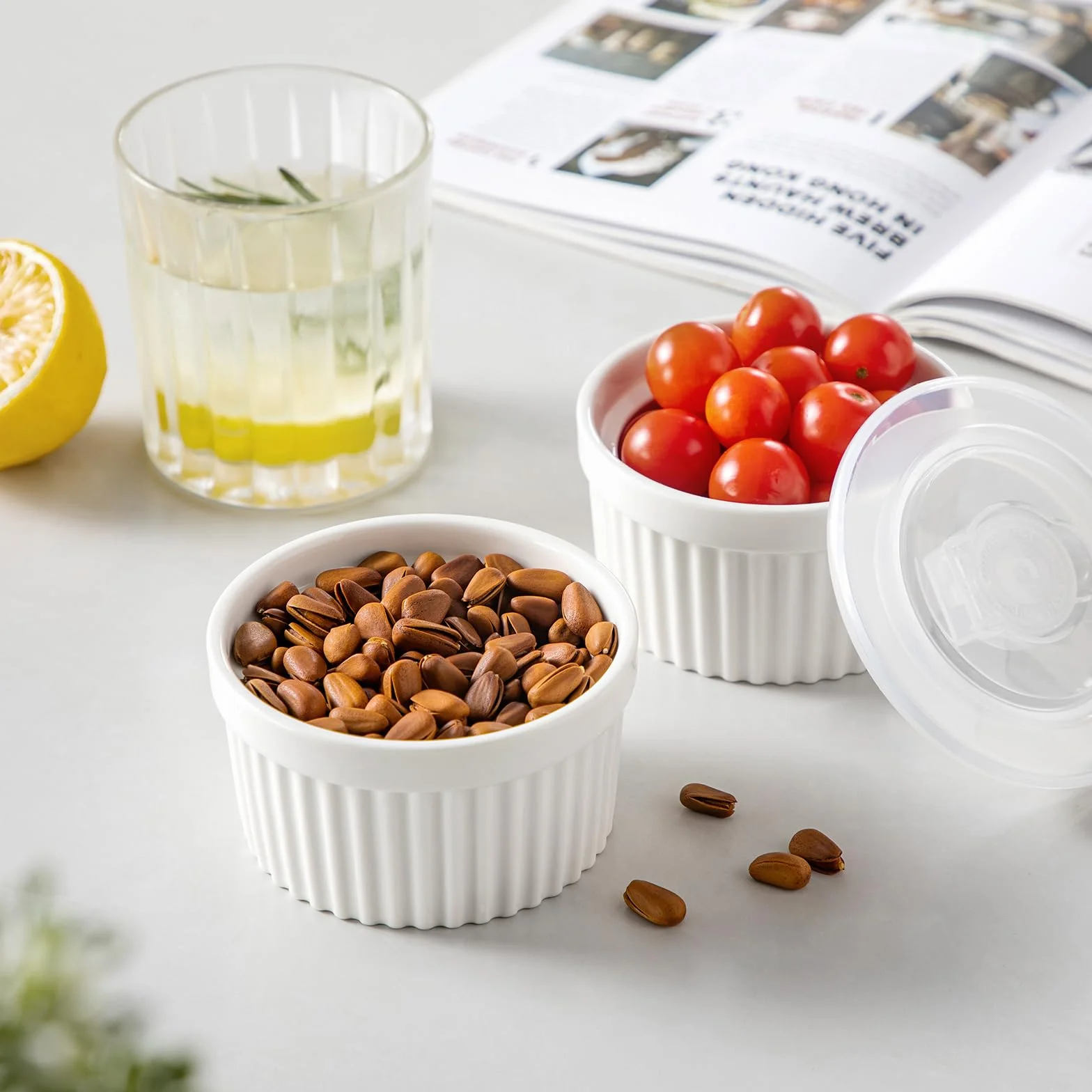 vancasso Ramekins 230 ml z pokrywkami, zestaw 6 naczyń do sufletu, 10,1 cm, biała porcelana, kremowe ramekiny, kubki do pieczenia pudddingu, owoców, dipów, zmywarki i piekarnika