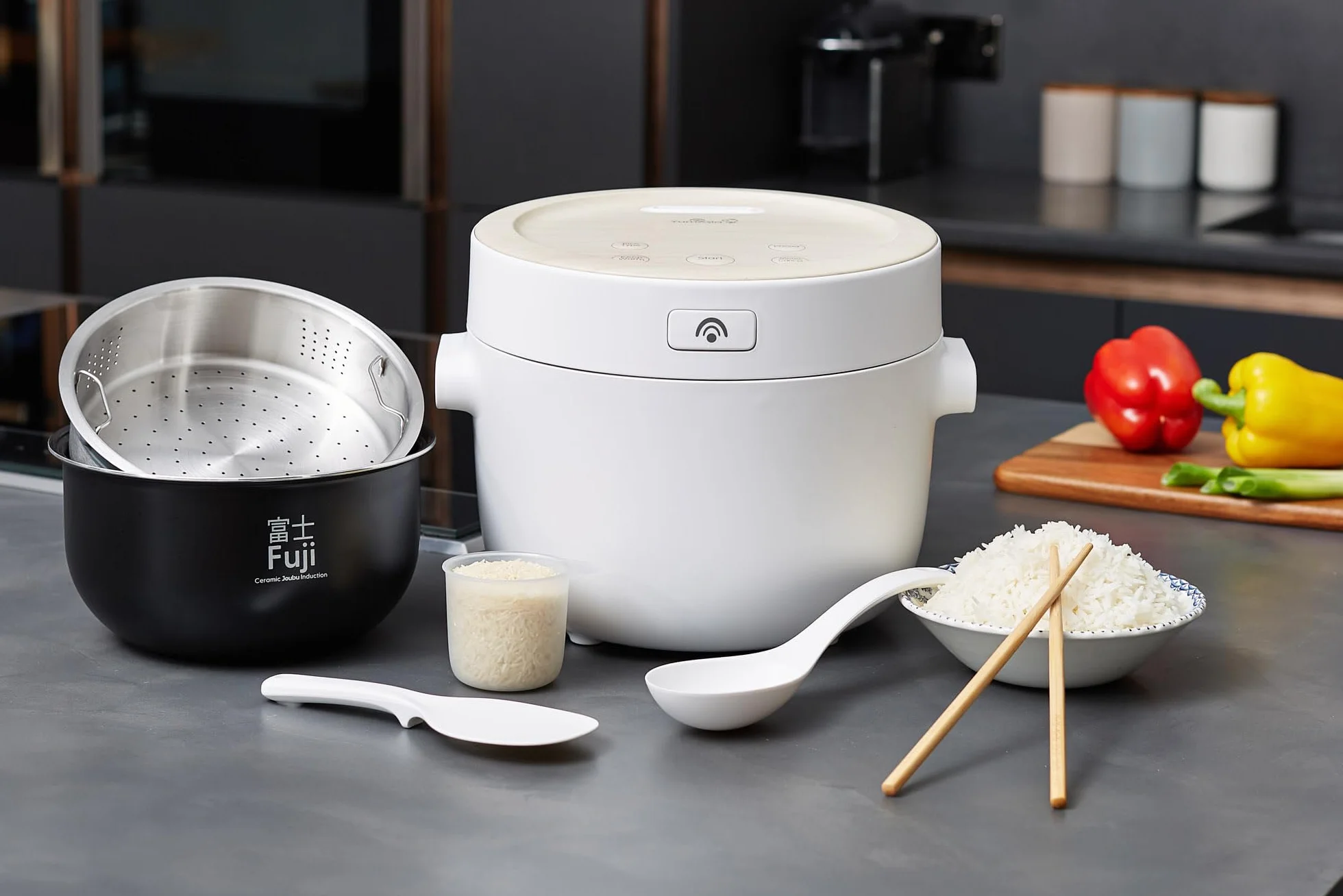 Yum Asia Fuji Rice Cooker z ogrzewaniem indukcyjnym (IH) i powłoką ceramiczną Joubu (5 filiżanek, 1 litr) 5 funkcji gotowania ryżu, 4 funkcje multicookera, ukryty wyświetlacz LED