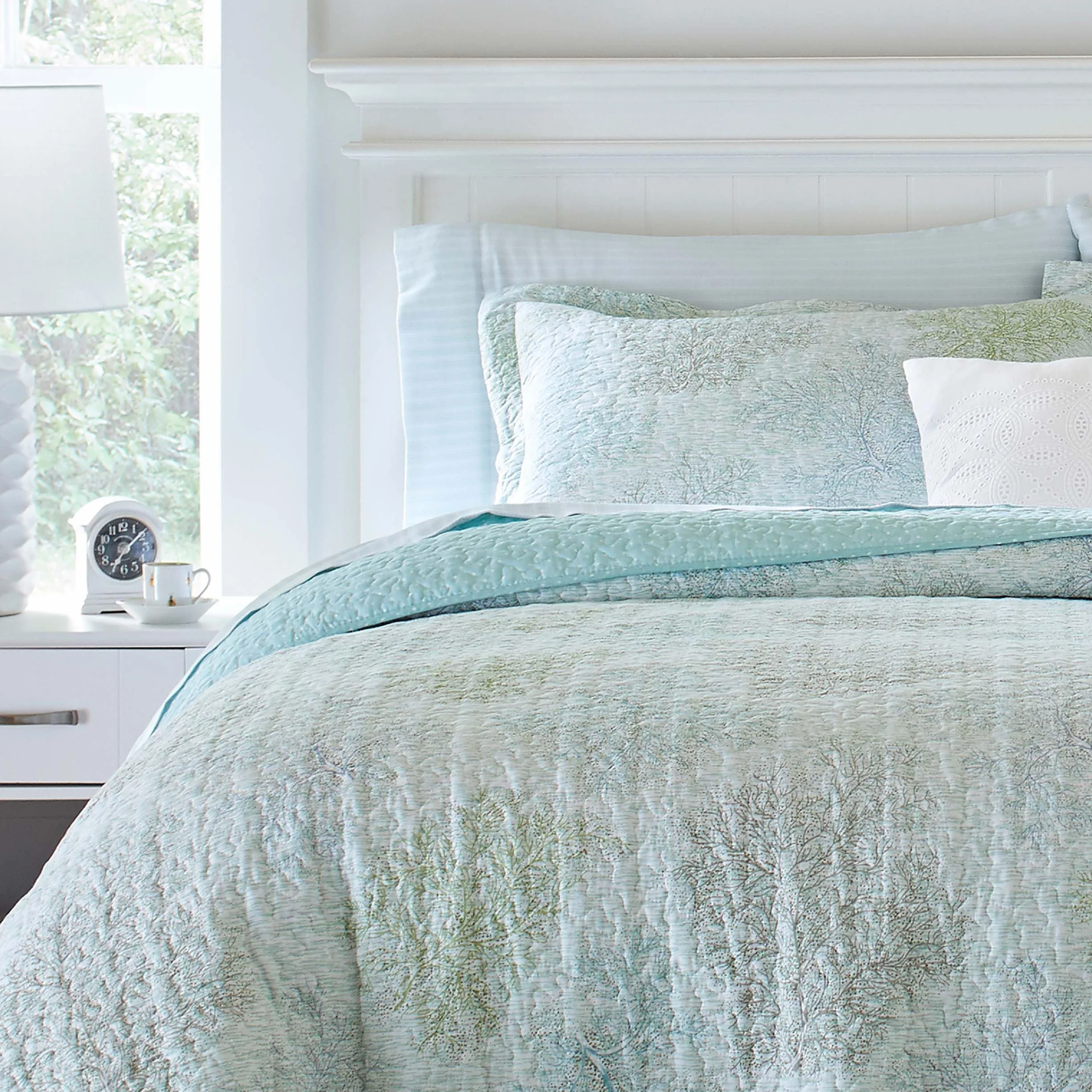 Laura Ashley Zestaw kołder – ultramiękka pościel całoroczna, dwustronna stylowa narzuta z pasującą poszewką, niebieska, podwójna