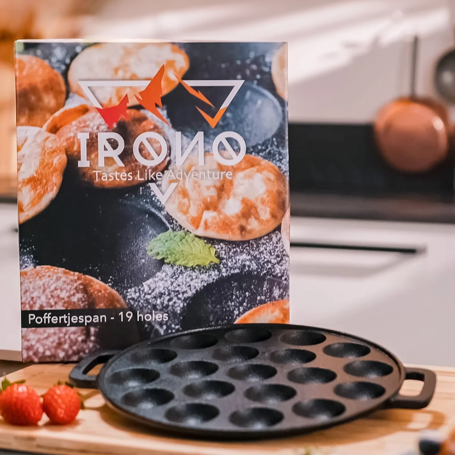 IRONO Patelnia do Poffertjes - Urządzenie do Poffertjes - 19 Mini Naleśników - Poffertjes Patelnia - Poffertjes Recipe - Żeliwna Patelnia - Zawiera Pędzel do Masła, Widelec, Butelka na Ciasto