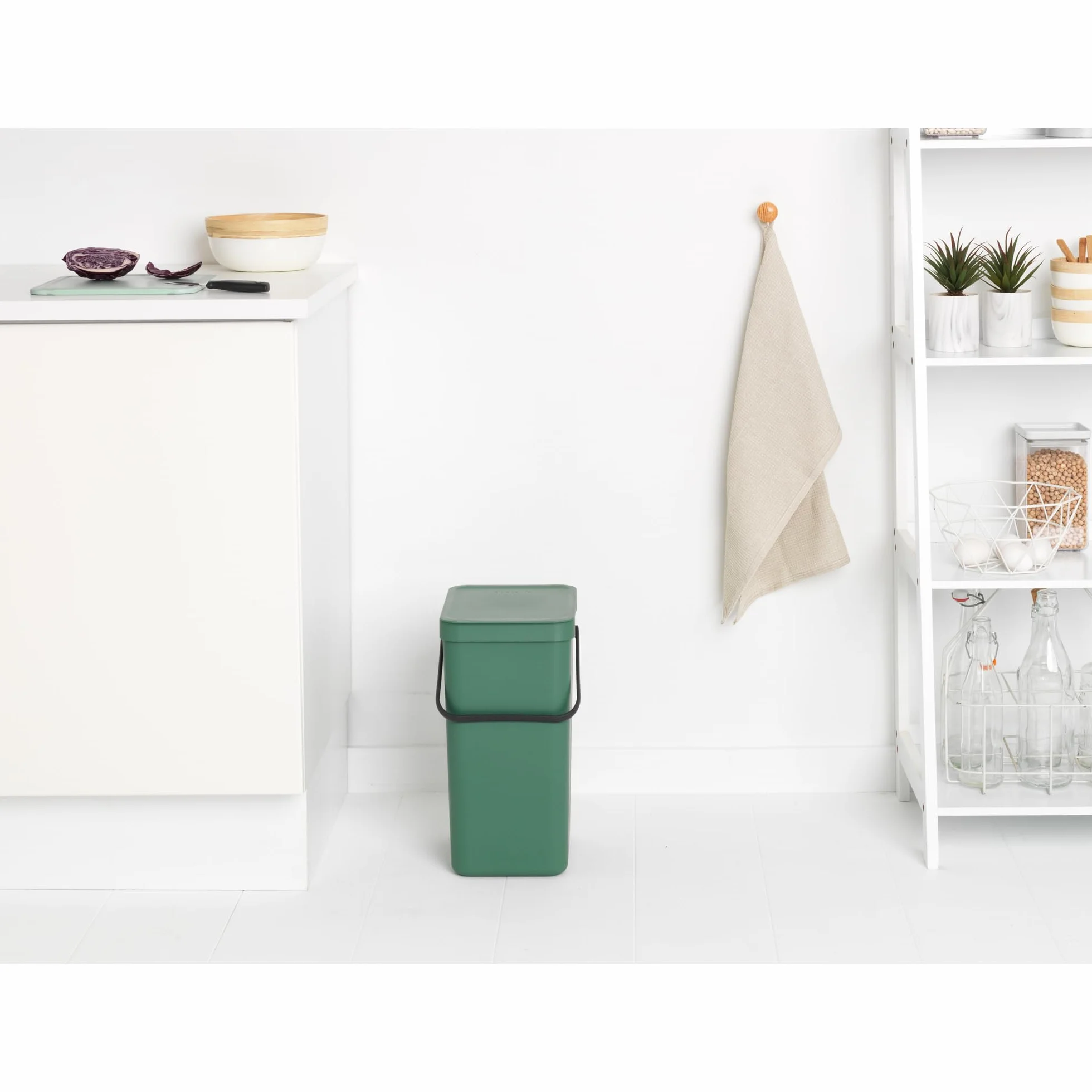 Brabantia Sort & Go Kosz na Śmieci 16 l Zieleń Jodłowa z Uchwytem i Pokrywą Stay Open