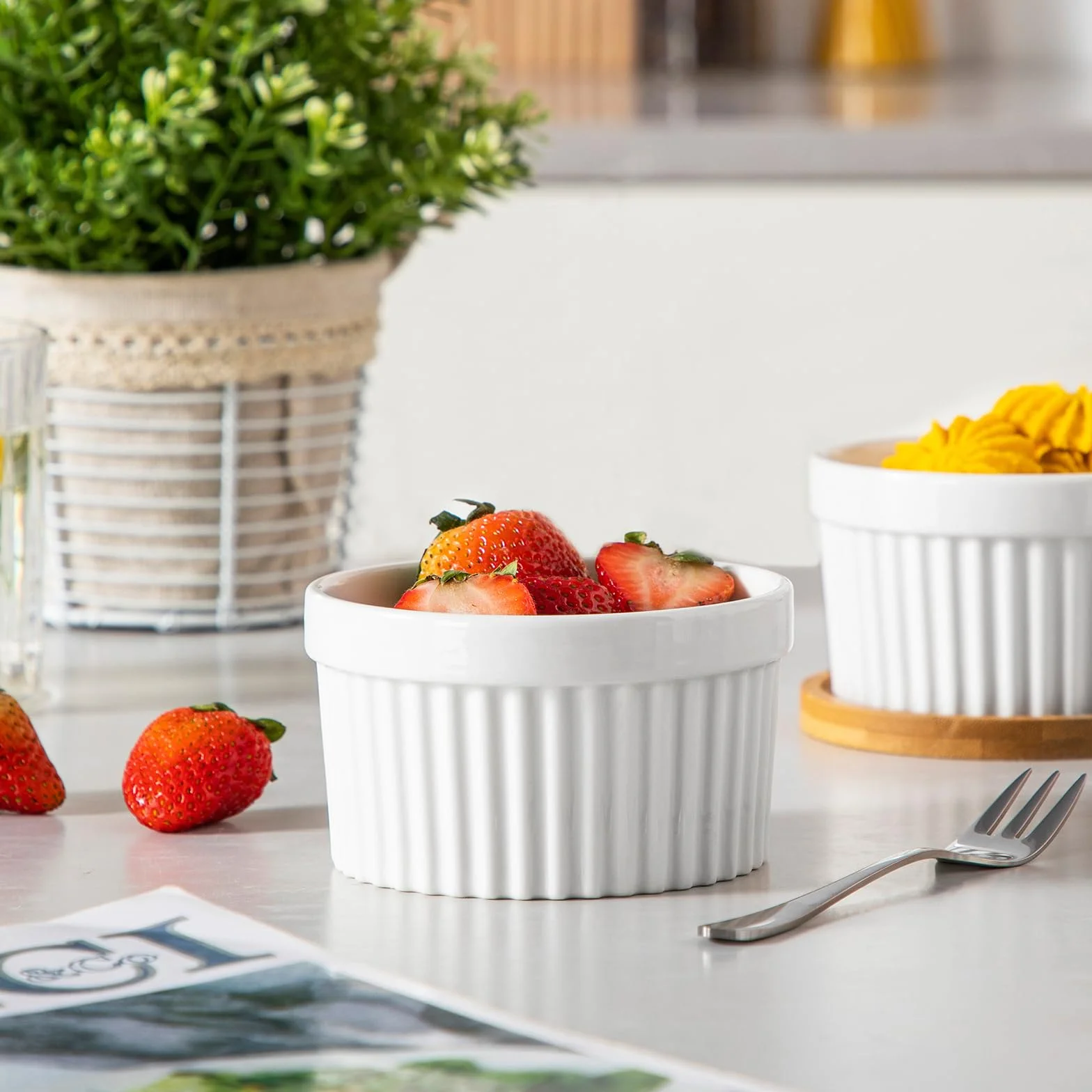 Vancasso Ramekiny z pokrywkami zestaw 6 sztuk 10,6 cm biała porcelana do pieczenia
