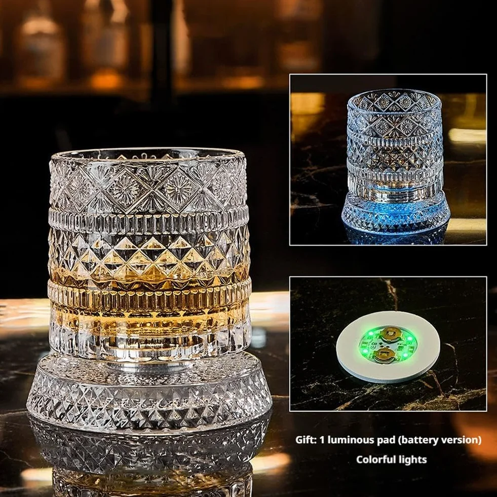Obrotowa o 360° szklanka do whisky ze stabilną, odłączoną podstawką, wirujące kryształowe szklanki do whisky z podświetlaną podstawką, odprężający kubek do picia, prezent urodzinowy, walentynkowy dla
