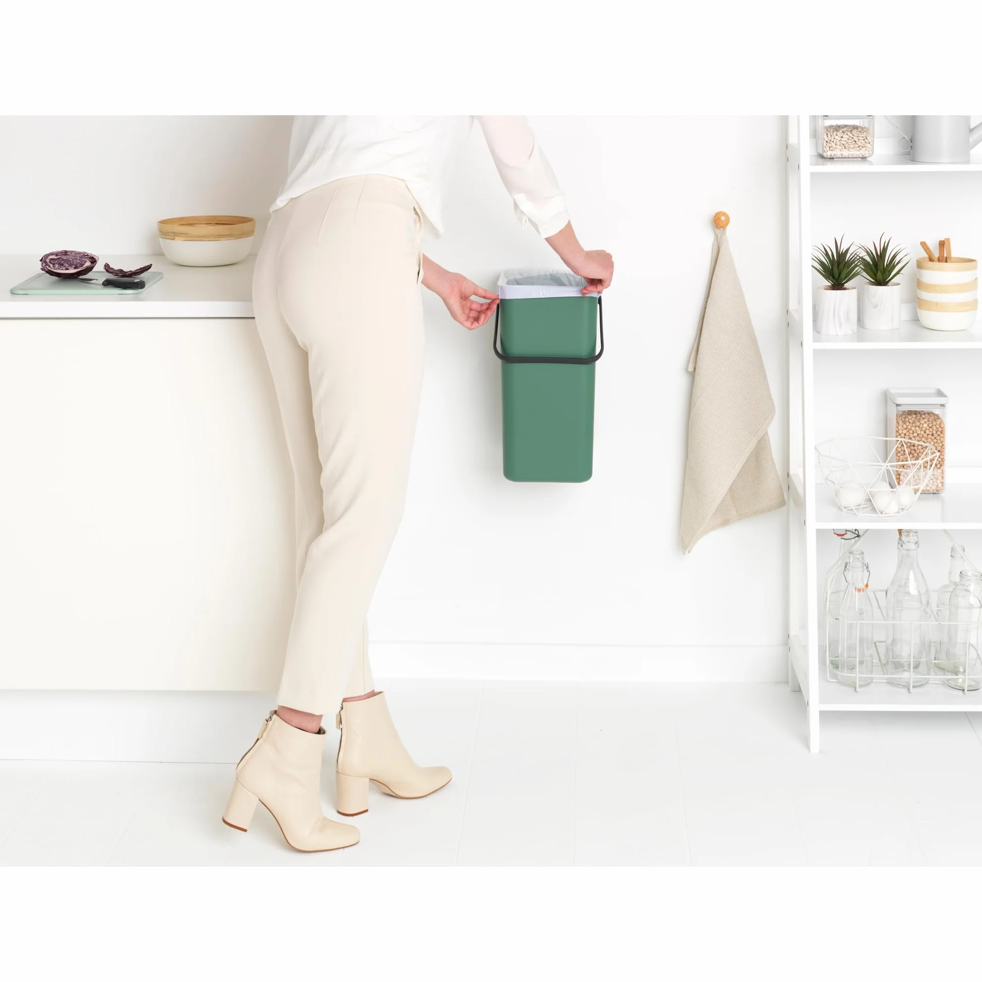 Brabantia Sort & Go Kosz na Śmieci 16 l Zieleń Jodłowa z Uchwytem i Pokrywą Stay Open