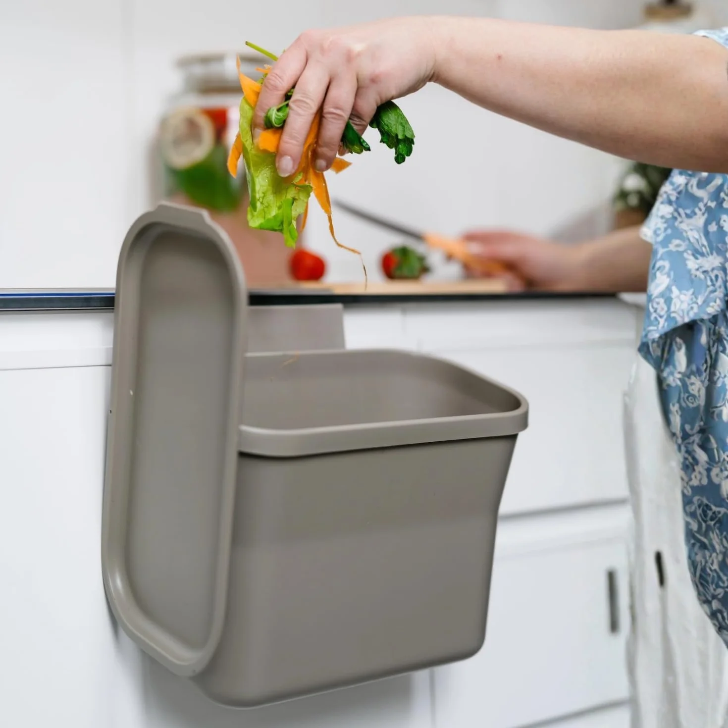 Plastia Urbalive Design wiszący kosz na odpady organiczne kuchnia (taupe)
