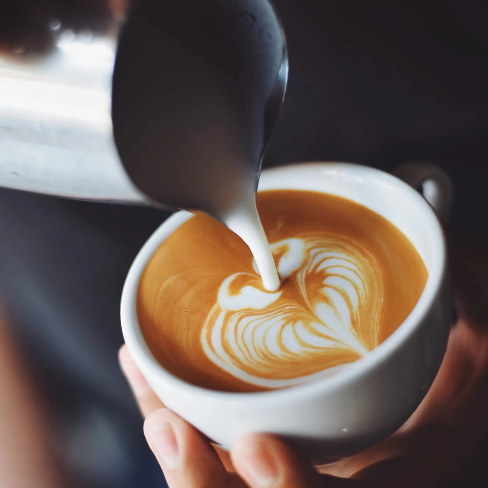 Dzbanek na mleko ze stali nierdzewnej 350 ml ze wskaźnikiem pomiarowym akcesoria barista