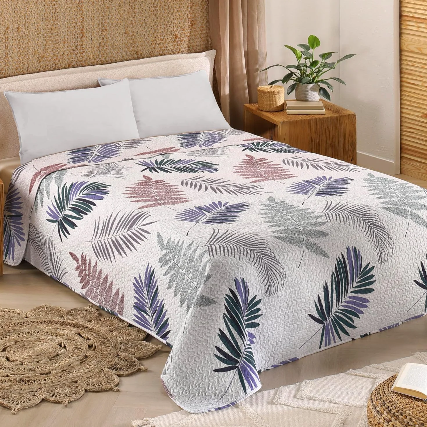 Delindo Lifestyle Narzuta Largo pikowana 220 x 240 cm tropikalny wzór liści