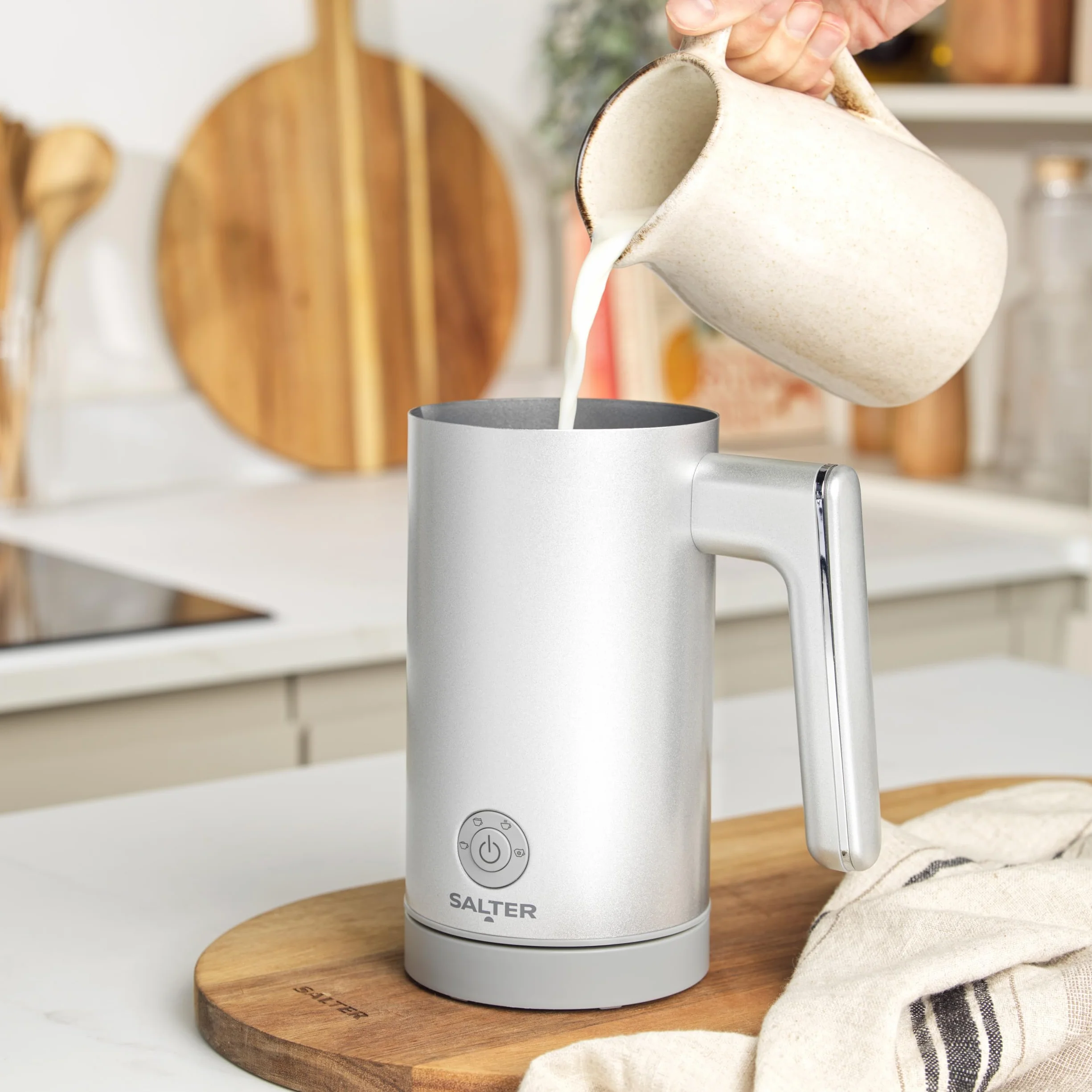Salter Aspen Spieniacz do mleka – Elektryczny spieniacz 4 w 1, goracy i zimny, kontrola temperatury Strix, kawa, cappuccino, latte; pojemnosc: spienianie 150ml/podgrzewanie 300ml, EK6359MMSVDE