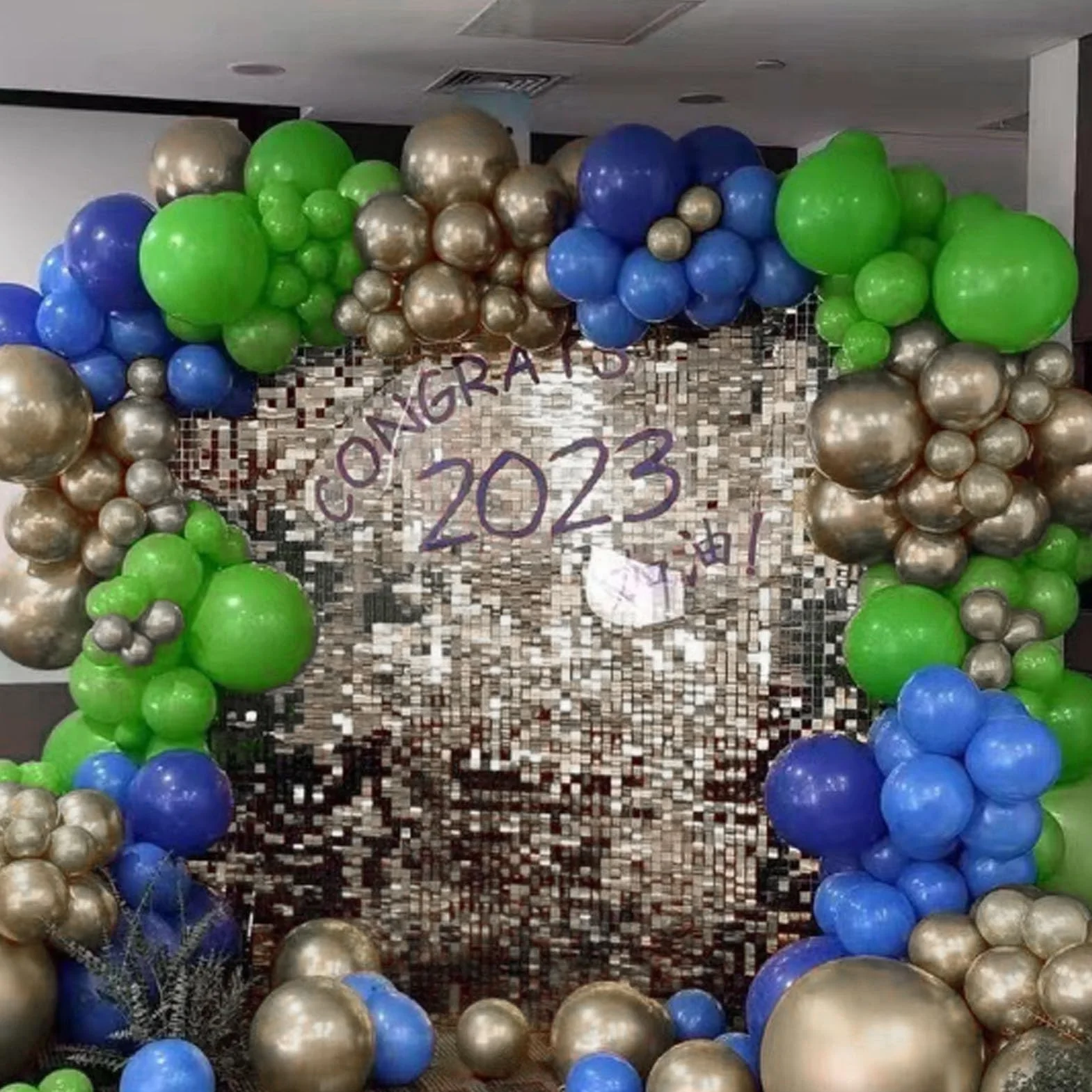 Silver Shimmer Wall Backdrop 24 szt. cekinowych tablic ściennych dekoracja na ślub