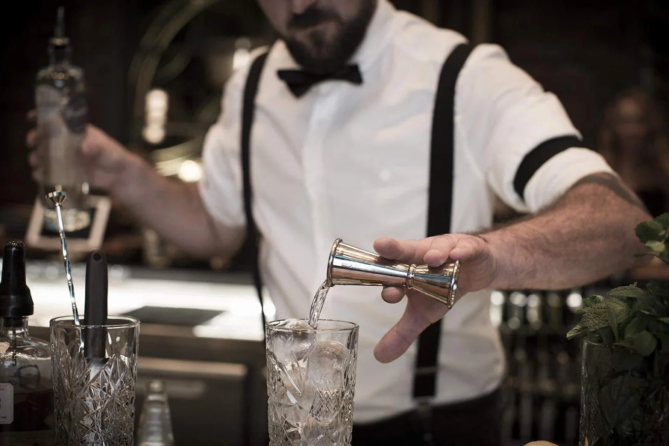 Buddy's Bar - Miarka barowa, podwójna miarka 2 / 4 cl, wewnętrzna miarka 1 cl / 3 cl, wysokiej jakości miarka barowa, bezpieczna dla żywności, jigger do odmierzania składników do koktajli, miedź antyczna