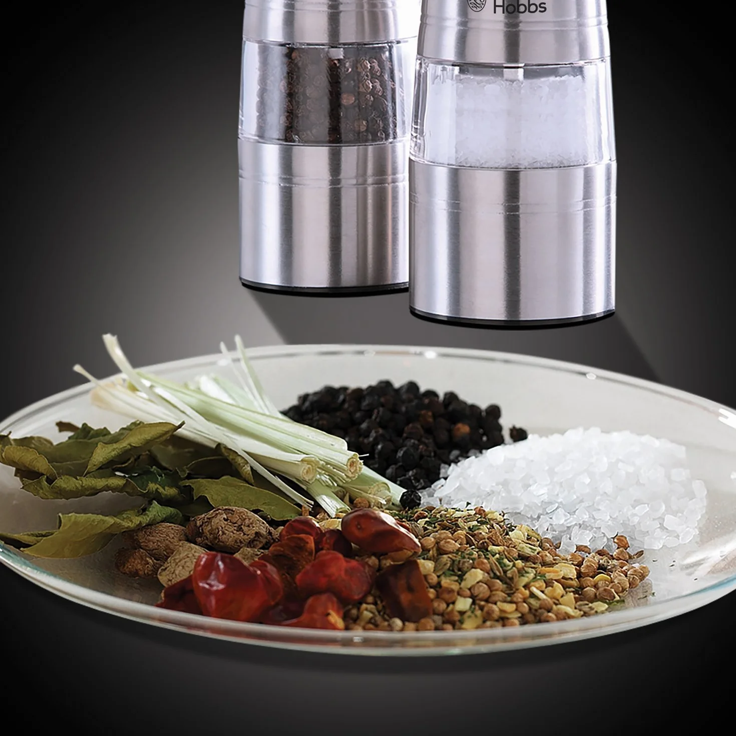 Russell Hobbs młynek do pieprzu i soli, młynek ceramiczny, regulacja stopnia mielenia od drobnego do grubego, oświetlenie LED, zasilanie bateryjne, 2 pokrywy dolne 23460-56