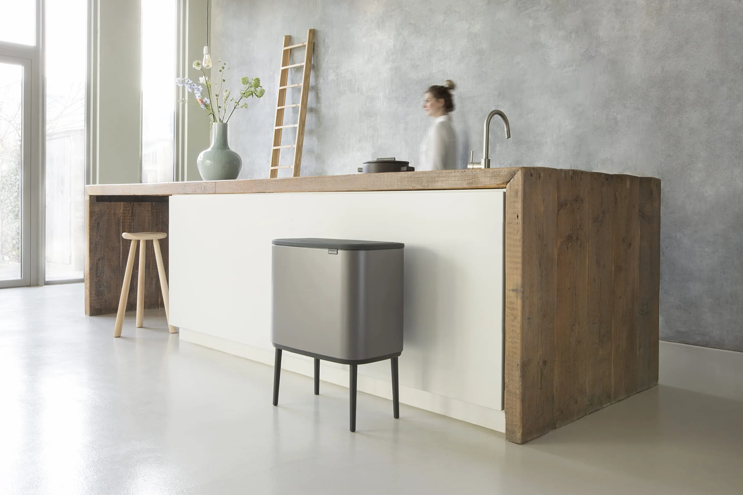 Brabantia - Bo Touch Bin 23+11L - Duży Kosz na Śmieci do Kuchni - Otwieranie Soft-Touch - Podwójny Kosz z Wyjmowanymi Wewnętrznymi Wiadrami - Dołączone Worki na Śmieci - Platinum - 54 x 31 x 68 cm