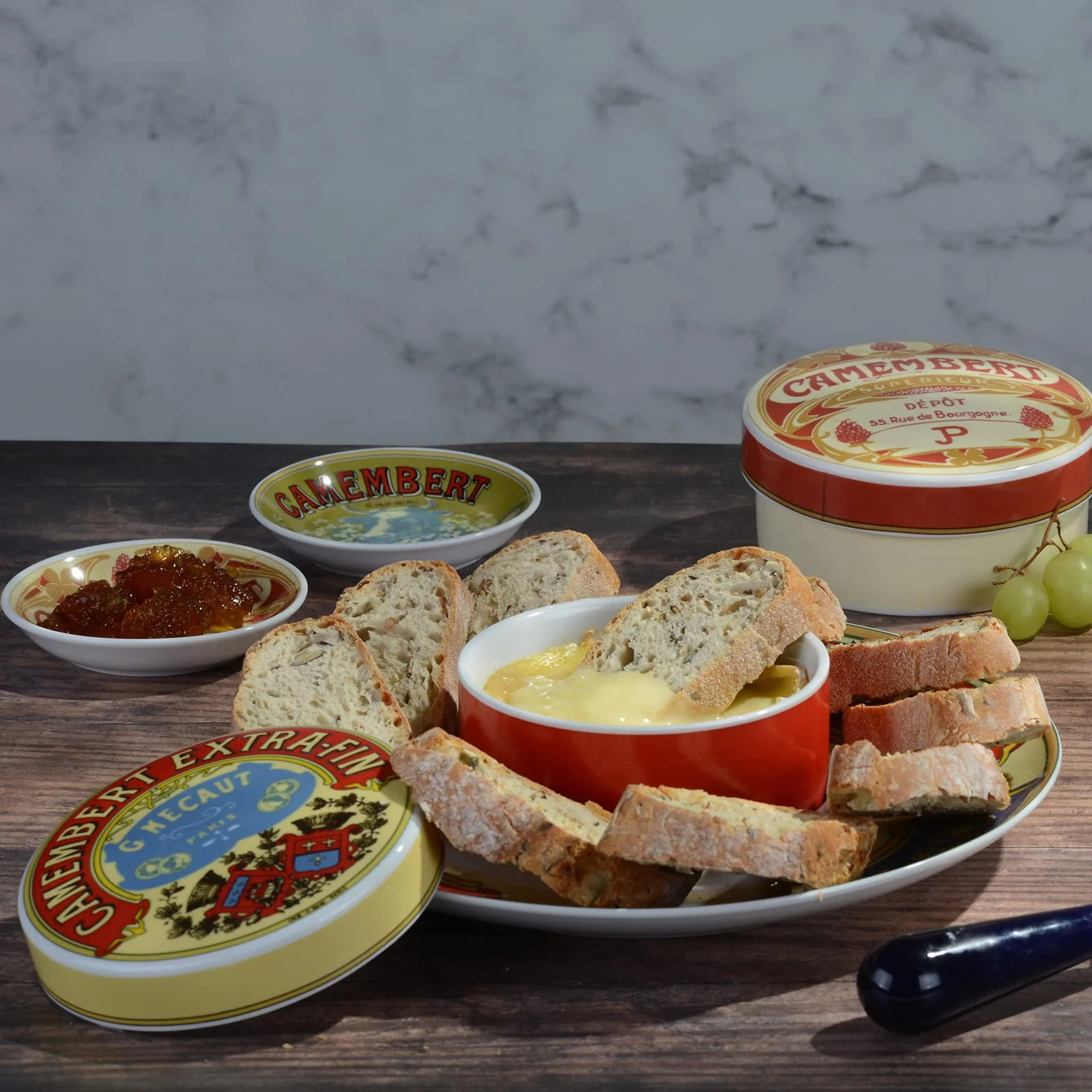 BIA International Klasyczne naczynie do pieczenia Camembert porcelanowy zestaw z pokrywką