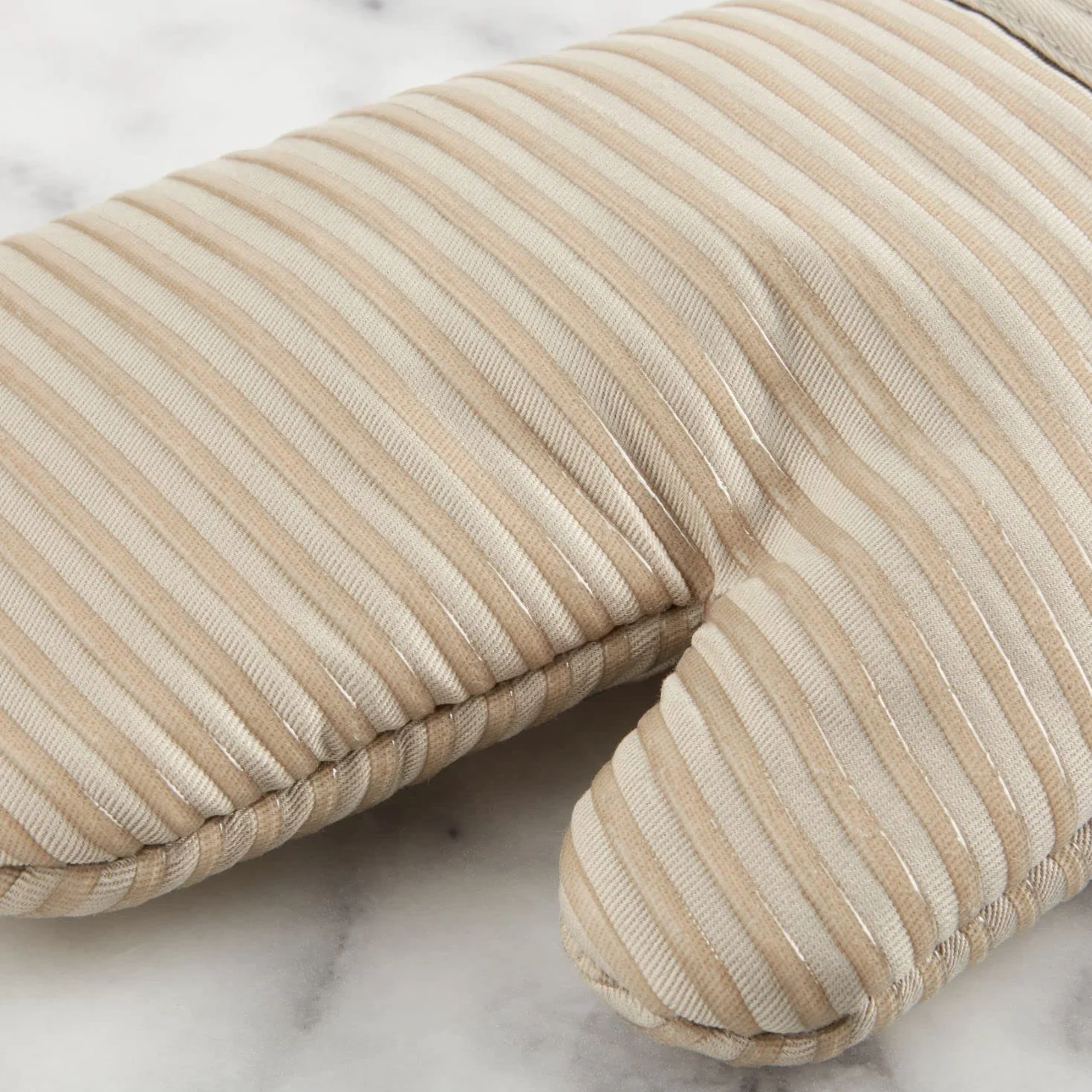 KitchenAid Pikowana rękawica do piekarnika z bawełny frotte, uchwyt na garnek, ręcznik kuchenny, zestaw 4 sztuk, silikonowy uchwyt, 41 x 66 cm, 18 x 33 cm i 18 x 25 cm, kremowe (Milkshake)