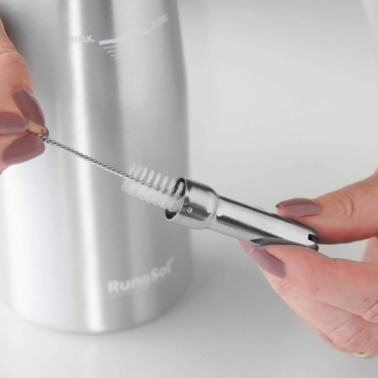 Premium aluminiowy dozownik do bitej śmietany, pistolet do śmietany / bita śmietana z 3 dyszami ze stali nierdzewnej, dozownik świeżej śmietany do tworzenia bitej śmietany do wszystkich rodzajów dekoracji deserów