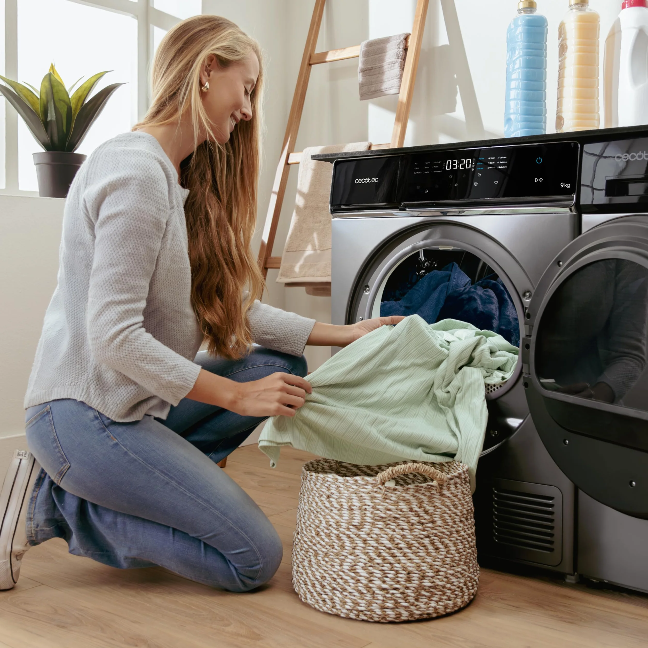 Cecotec Suszarka z pompą ciepła - 9 kg - Bolero DressCode Dry 9400 Steel A+++. 600 W, niskie zużycie energii, Full Touch, Easy Iron, 15 programów, automatyczne suszenie i bęben ze stali nierdzewnej