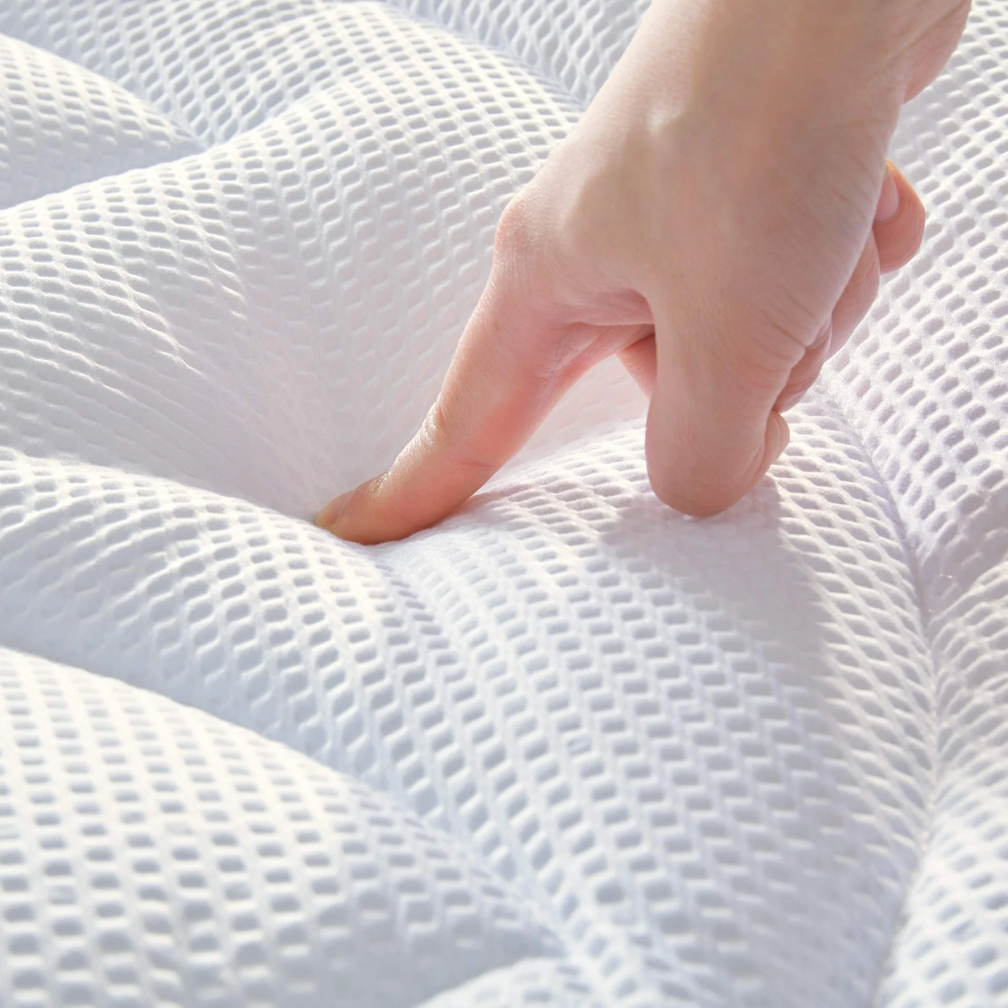 SLEEP ZONE King Size Cooling Mattress Topper, Premium Zoned Cool Mattress Pad Cover, Padded Mattress Protector Breathable Washable, Deep Pocket 8-21" (White, King)