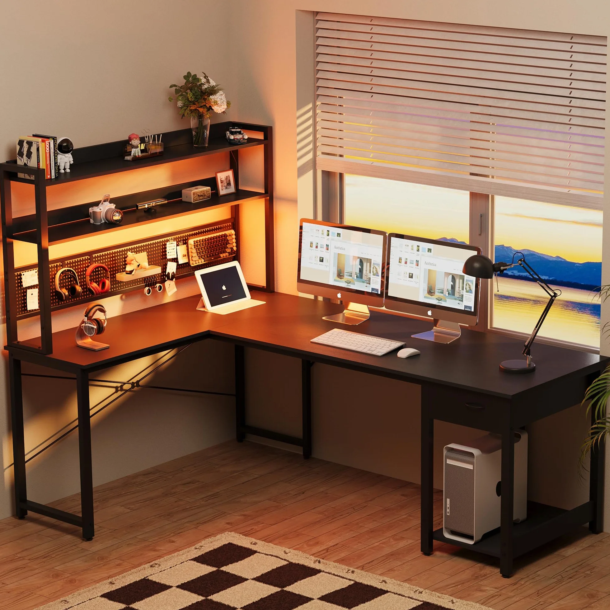 YOUDENOVA biurko narożne gamingowe z perforowaną ścianką 155 x 100 cm z gniazdkami i USB