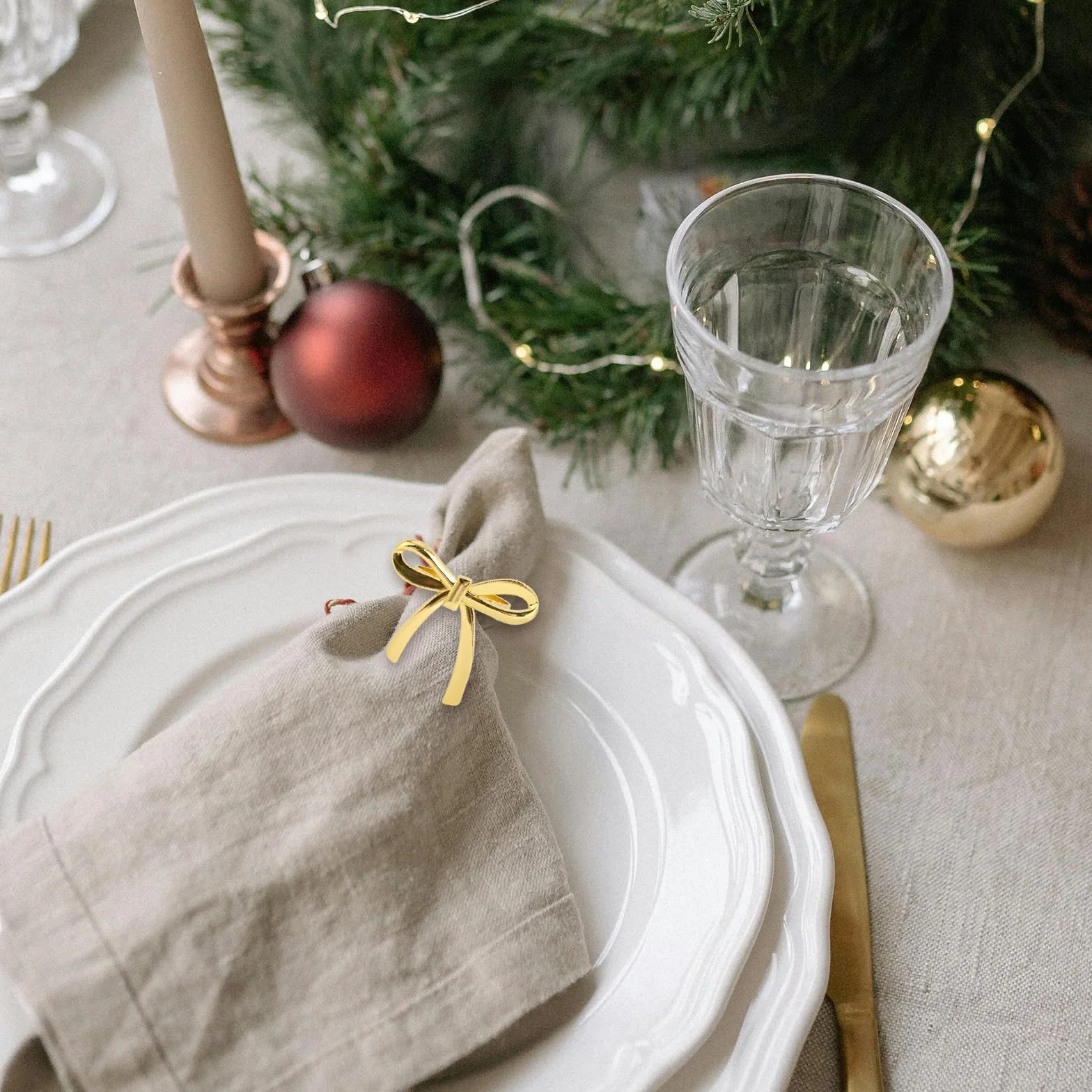 12szt Złoty Kokarda Pierścienie Serwetek, Stop Cynku Uchwyty Serwetek Klamry dla Ślub Bankiet Kolacja Świec Festiwal Rocznica Urodziny Thanksgiving Boże Narodzenie Spotkania Dekoracja Stołu