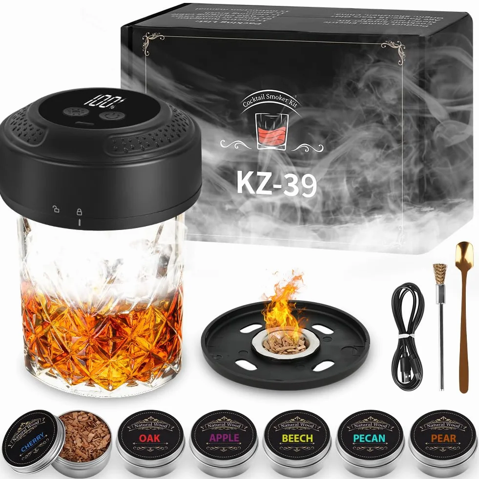URAQT Zestaw wędzarki do whisky, 6 smaków wiórów drzewnych, zestaw do wędzenia whisky, klasyczny wędzarka do whisky z oświetleniem RGB, wędzarka na napoje, dla mężczyzn, ojca, męża