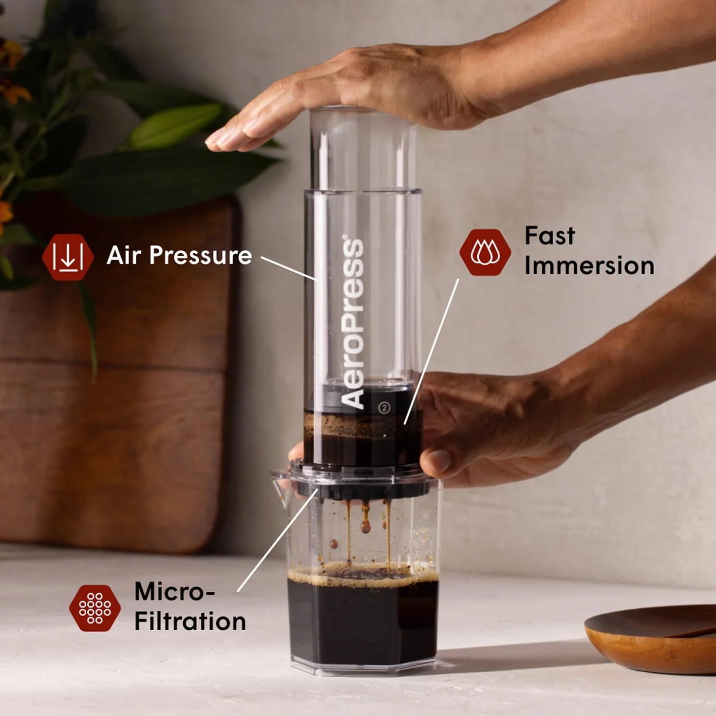 AeroPress XL Naturalne papierowe mikrofiltry do ekspresu - Okrągłe filtry do kawy na wymianę, niebielone, kompostowalne, pasują do ekspresów AeroPress XL, 200 sztuk
