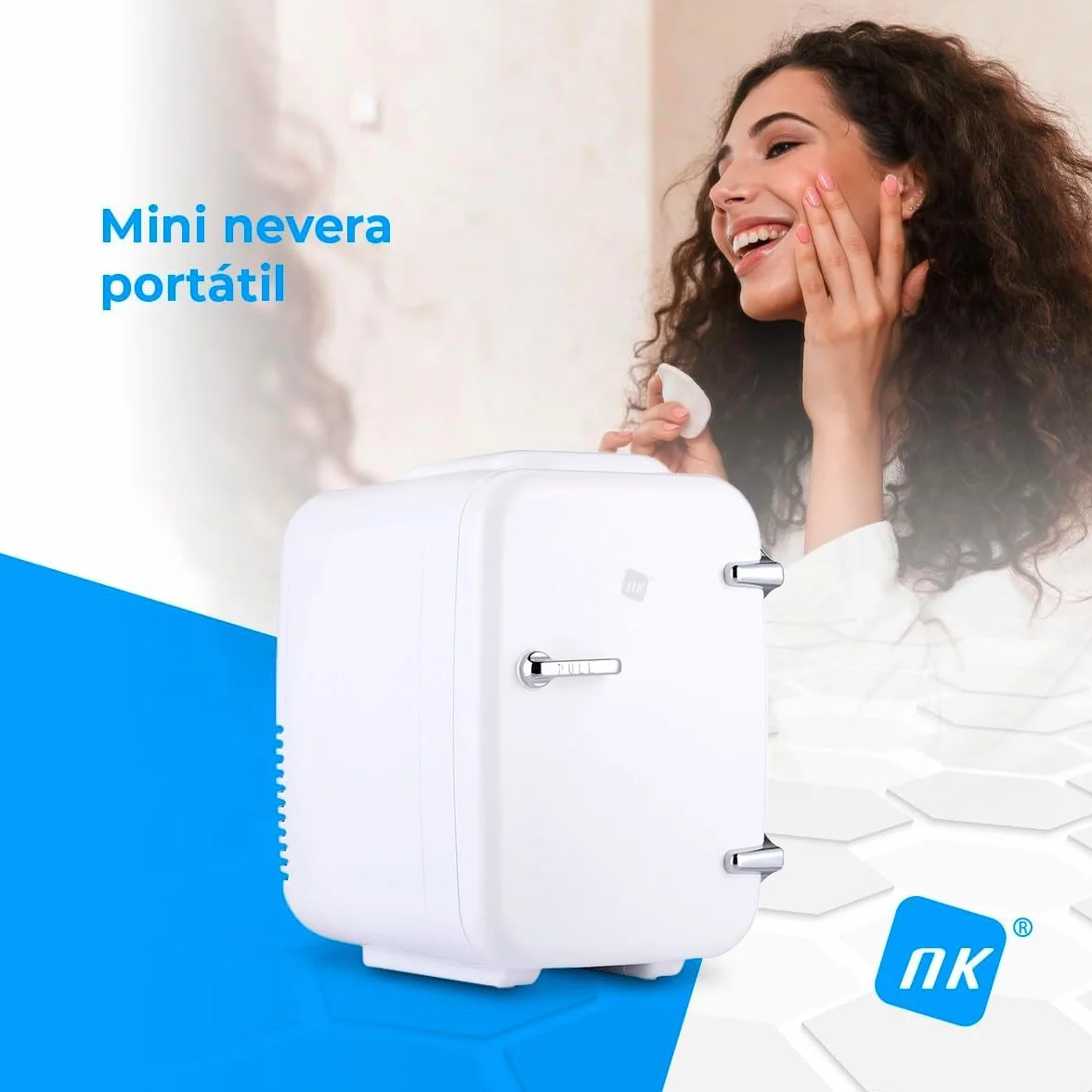 NK Mini przenośna lodówka o pojemności 4 litrów, praca 12 V-220 V, funkcja chłodzenia i ogrzewania, do kosmetyków i napojów bezalkoholowych, biała