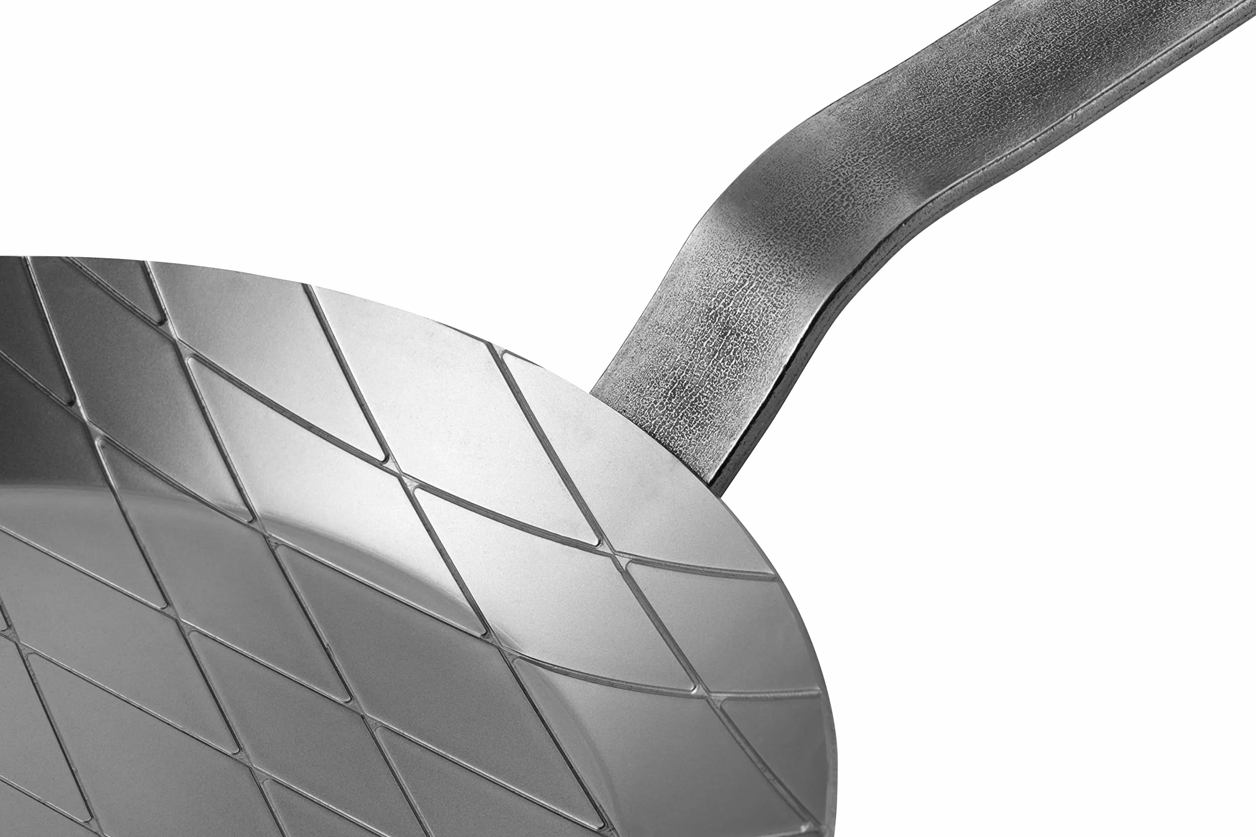 ZWILLING Forge Patelnia Żelazna - Wytrzymała do Specjalnych Smaków Pieczenia, ze Stabilną Podstawą i Wzorem Diamentowym, Ø 28 cm, Srebrna