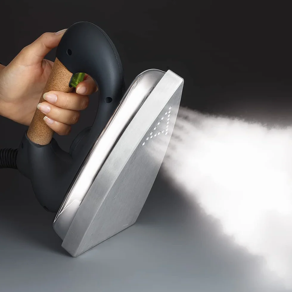 Polti Vaporella 535 Eco_PRO Żelazko parowe z bojlerem, nasadka zabezpieczająca, 4 bary, 1750 W, 0,9 litra, aluminium, kolor biały