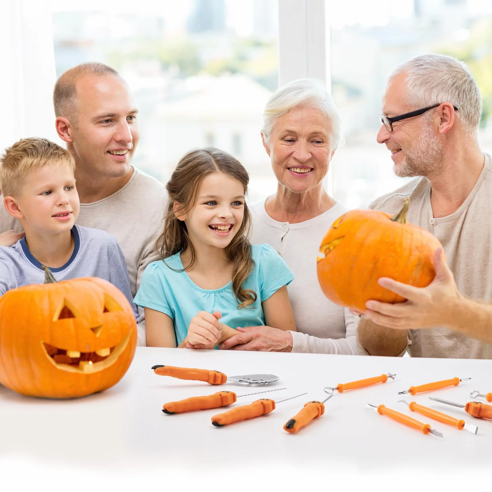 COOLUCK zestaw do rzeźbienia w dyni – 11 narzędzi do rzeźbienia na Halloween, zestaw z torbą do przenoszenia i 10 szablonów rzeźbići