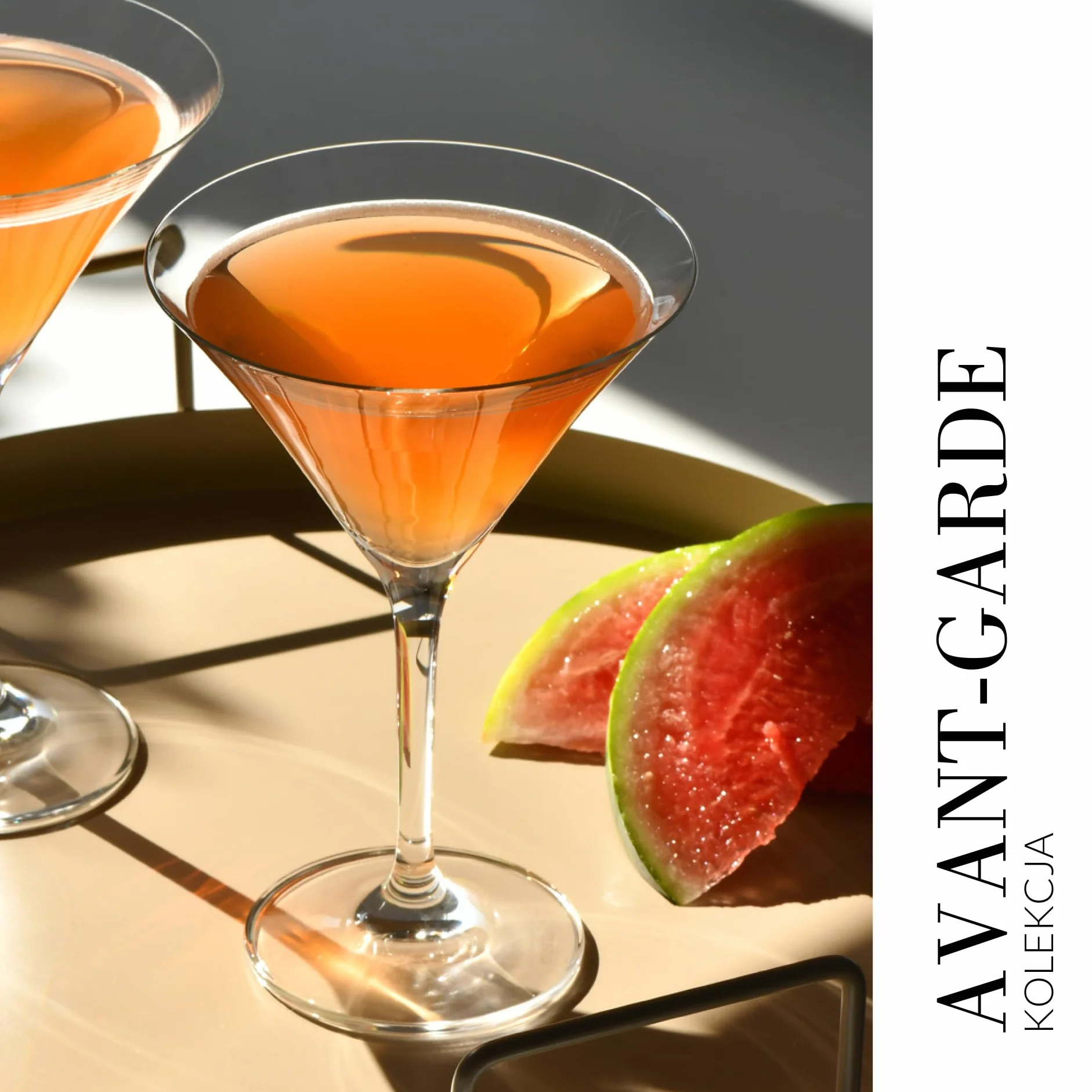 KROSNO Kieliszki do Martini i Innych Koktajli | Zestaw 6 Kieliszków | 240 Ml | Kolekcja Avant Garde | Idealne do Domu, Restauracji i na Przyjęcia | Można Myć w Zmywarce