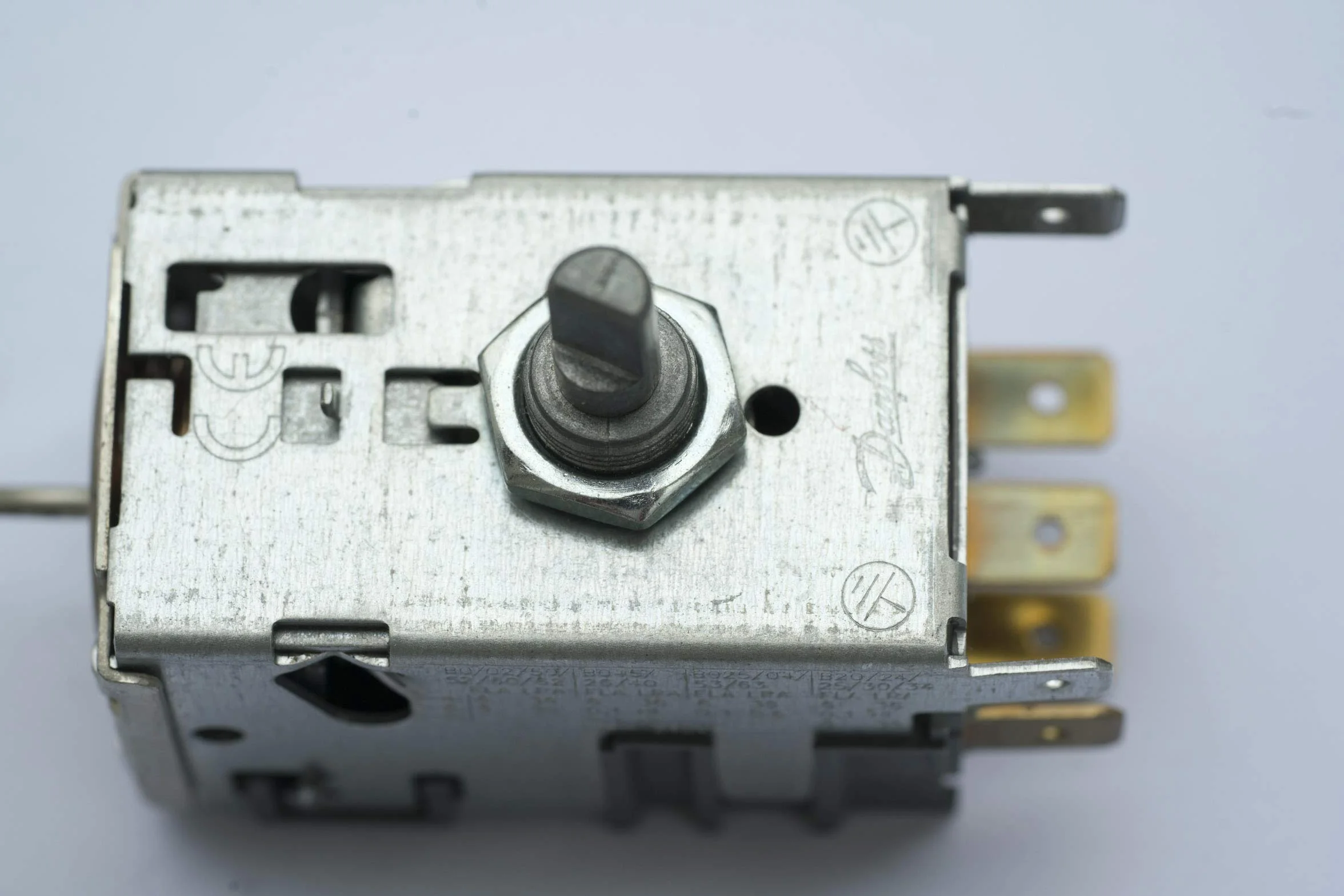 Danfoss 25T65 THERMOSTAT EN60730-2-9 077B6476 dwuczęściowa lodówka