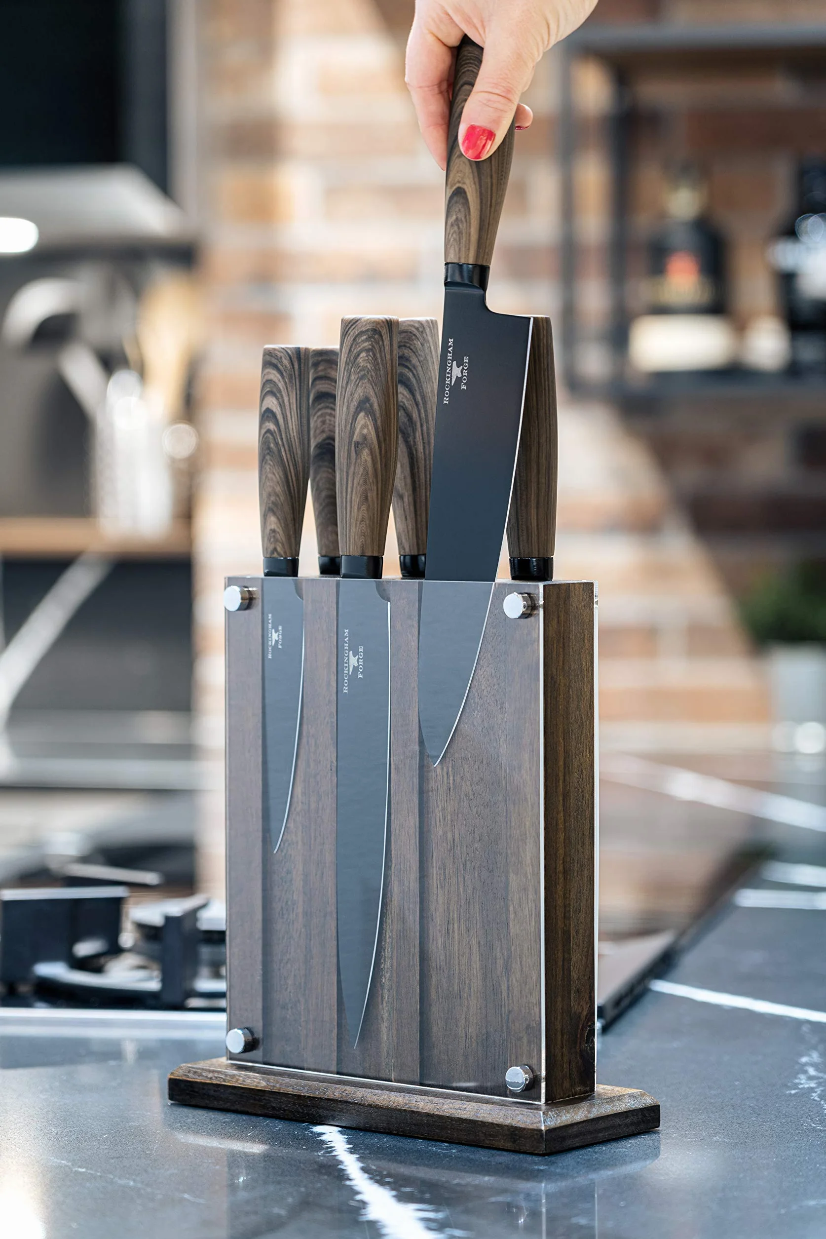 Nóż santoku Rockingham Forge Forester Series 7” - Ostrze ze stali nierdzewnej z czarną powłoką oksydacyjną Ergonomiczna drewniana rękojeść Nóż japoński, RF-6183P