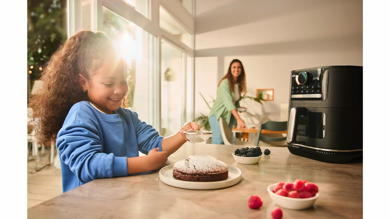 Braun MultiFry 5 HF5073IBK, frytkownica na gorące powietrze 3 w 1, 6 l Airfryer, 80-220°, 20 programów, nadaje się do mycia w zmywarce, obsługa dotykowa, technologia RealOven, 2000 W, kolor czarny