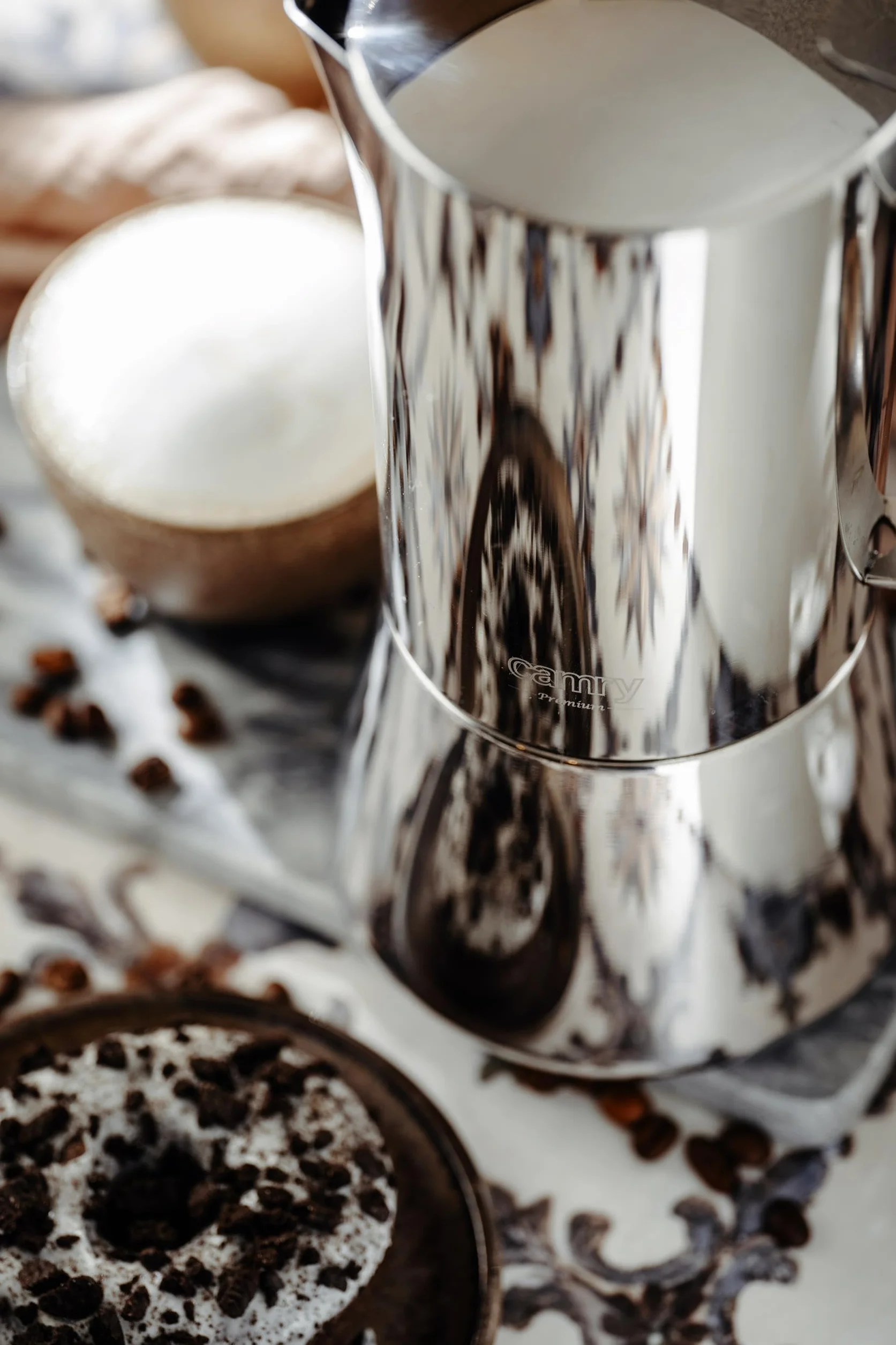 CAMRY - Klasyczny zaparzacz do espresso ze stali nierdzewnej 500 ml - indukcyjny dzbanek do mokki do wszystkich rodzajów płyt grzewczych - przygotowuje 10 filiżanek espresso - izolowany termicznie