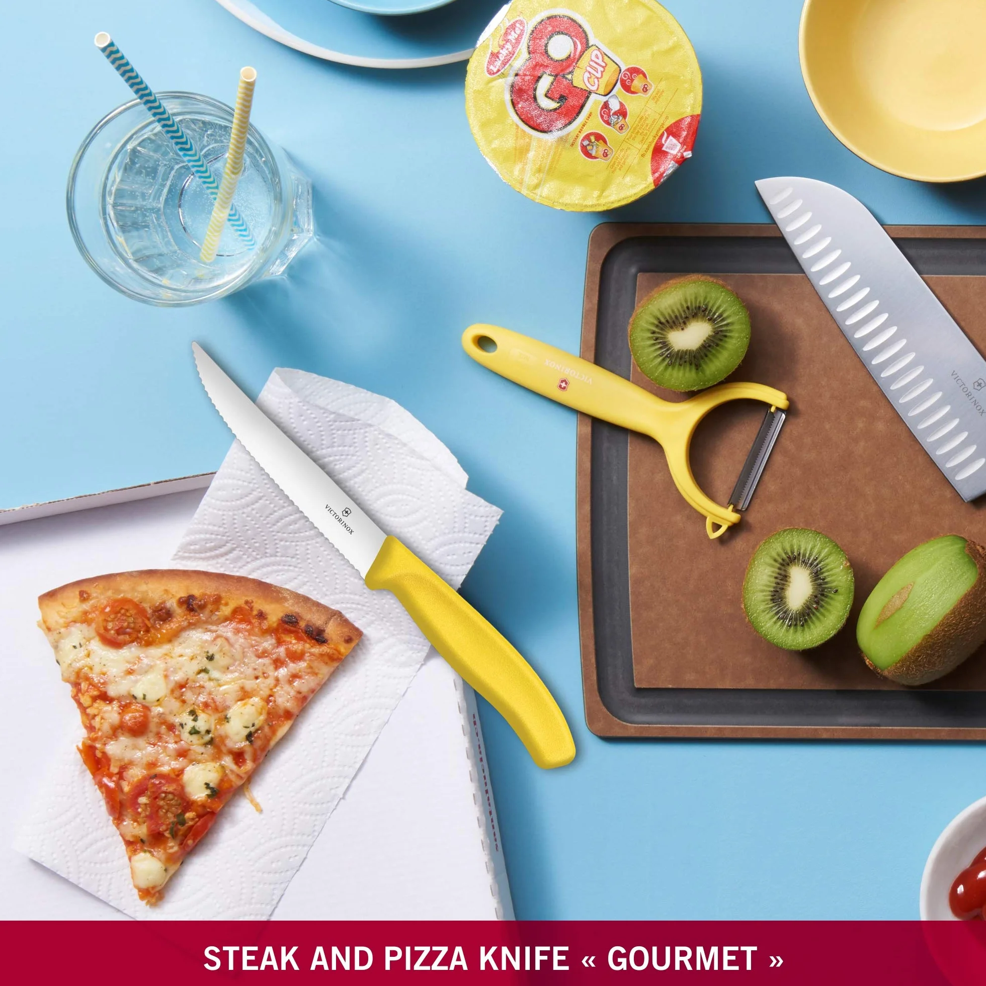 Victorinox, 6.7936.12L8B, Swiss Classic, Steak- und Pizzamesser, Extra scharfe Klinge, mit Wellenschliff, robuster Kunststoff-Griff, Gelb, Made in Switzerland, Spülmaschinengeeignet