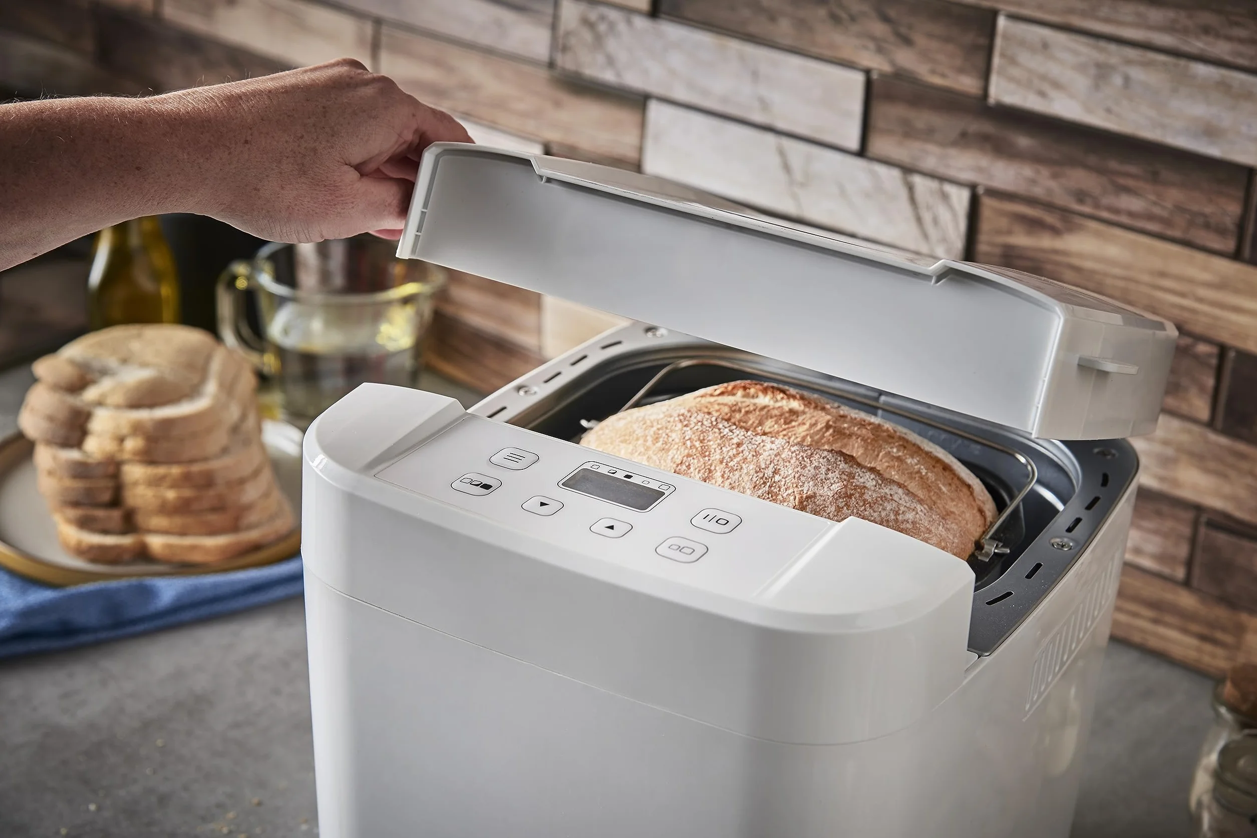 Russell Hobbs wypiekacz do chleba 0,9kg 12 programów 550W biały