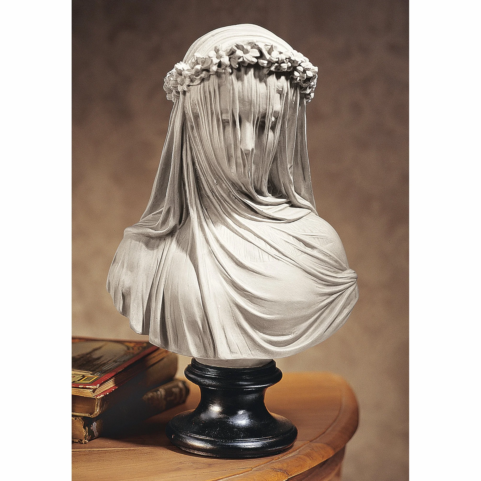 Design Toscano Ukryta statuetka biustu Panny, wymiary: 22,8 cm x 15,2 cm x 35,5 cm