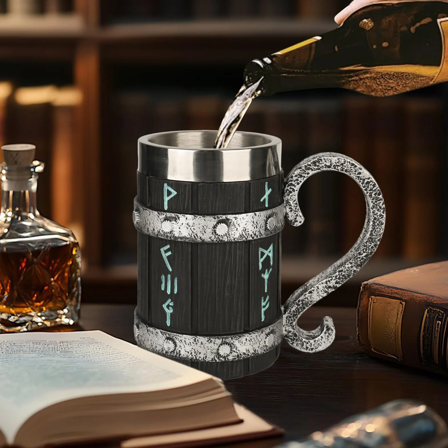 Viking Wooden Barrel Beer Mug, ręcznie wykonany drewniany kufel do piwa w kształcie beczki, wkładka ze stali nierdzewnej, vintage kufel do piwa 600 ml, średniowieczny kubek do picia do kawy