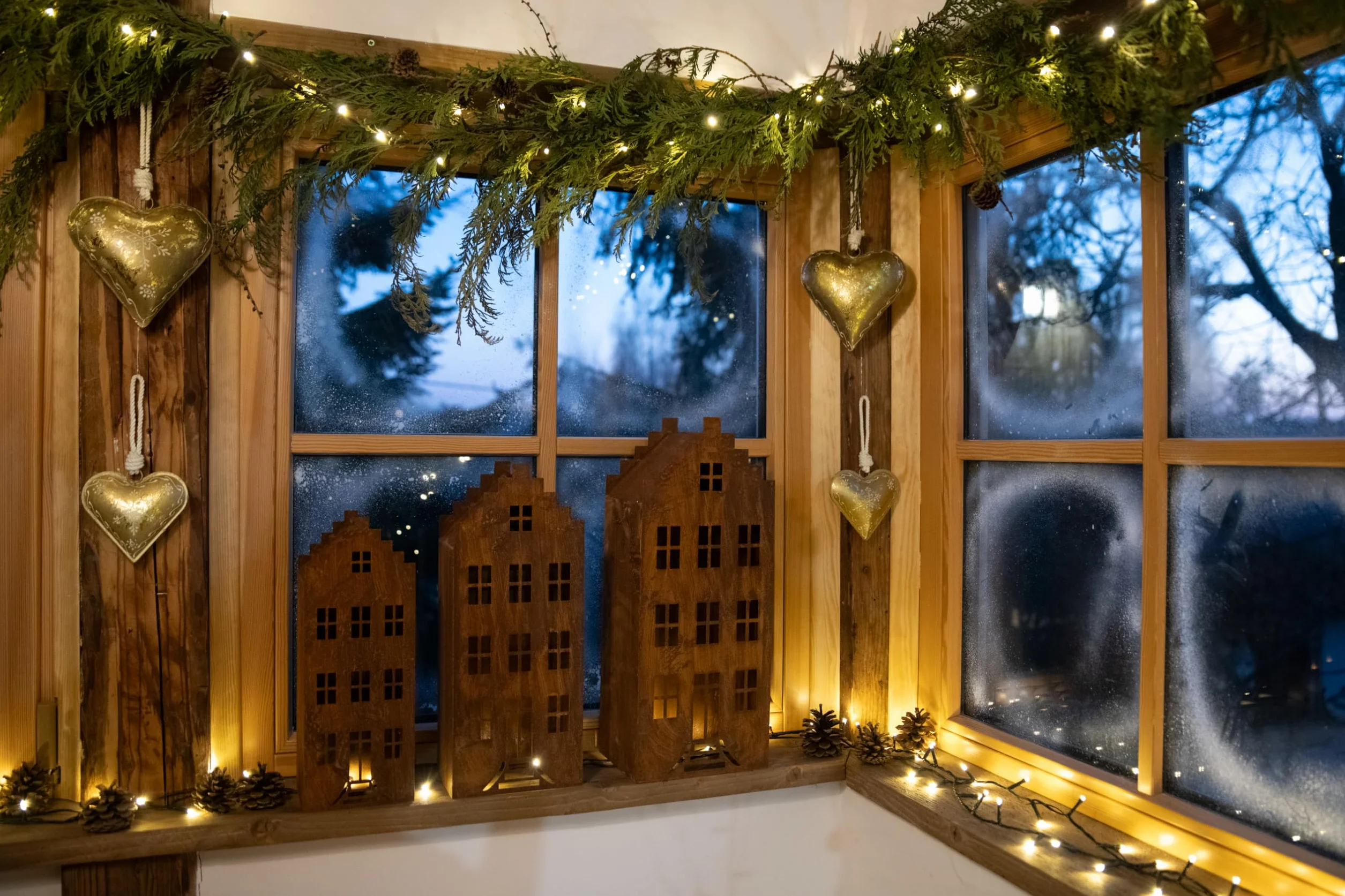 Kapaga - rdzawy metalowy lampion na świece do wnętrz, latarnie ogrodowe, świece, domek z latarniami, domek na podgrzewacze, do Room Decor, na prezenty, szlachetna rdza (rdza, wysokość 33 cm)